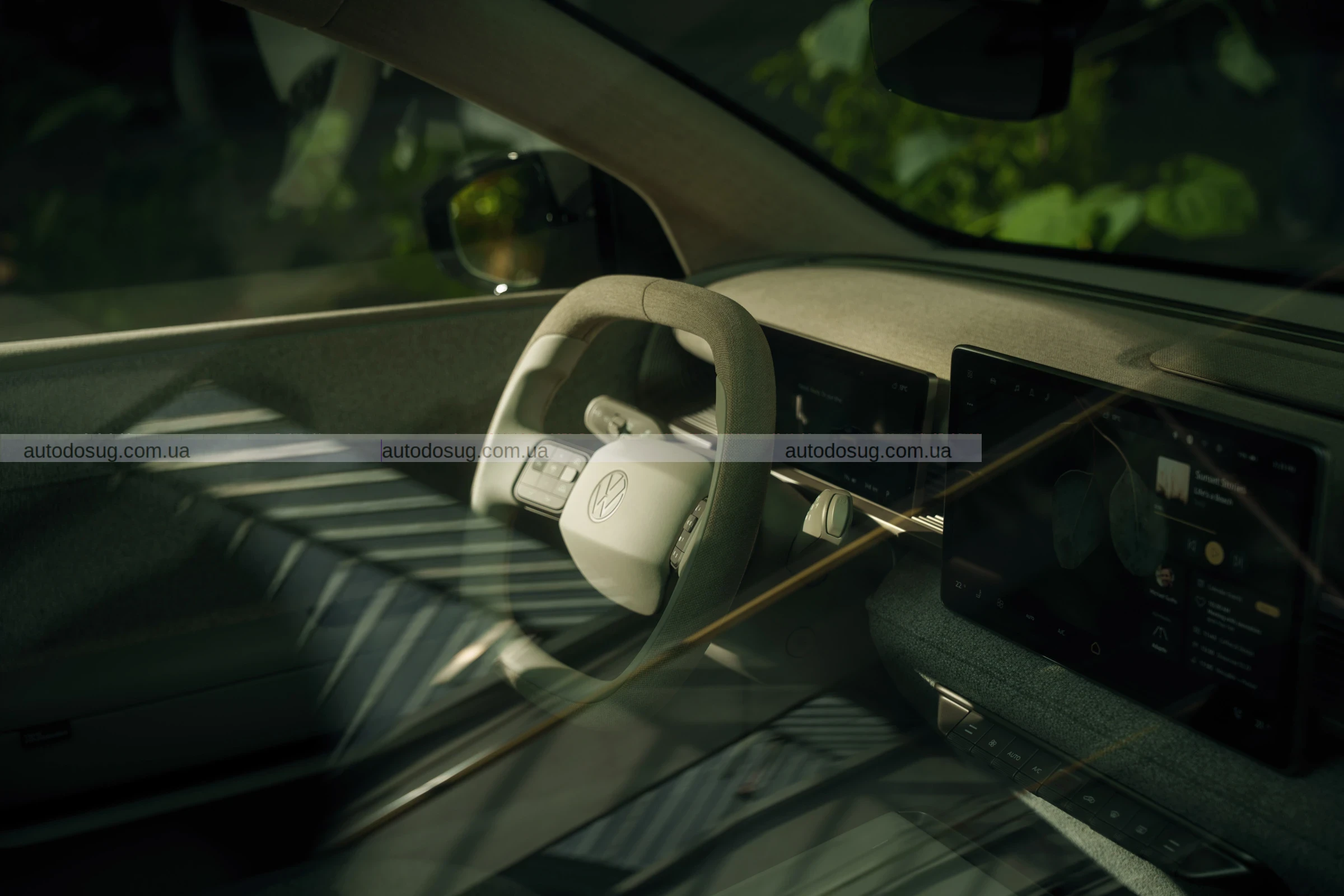 Концепт VW ID. Cross перетворює автомобіль на мобільну студію йоги