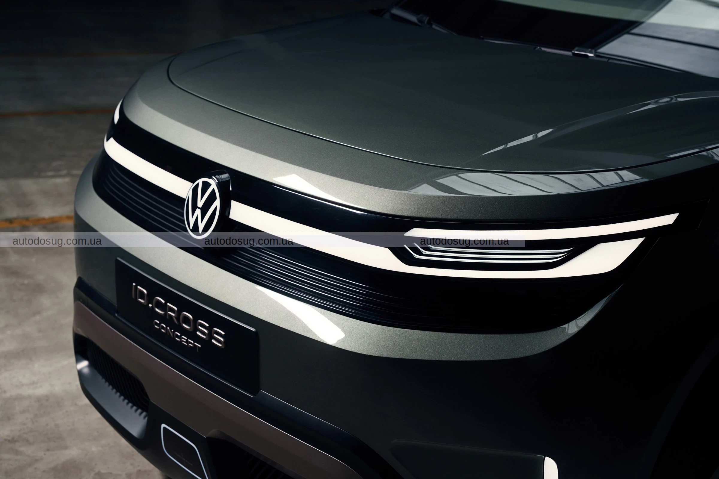 Концепт VW ID. Cross перетворює автомобіль на мобільну студію йоги