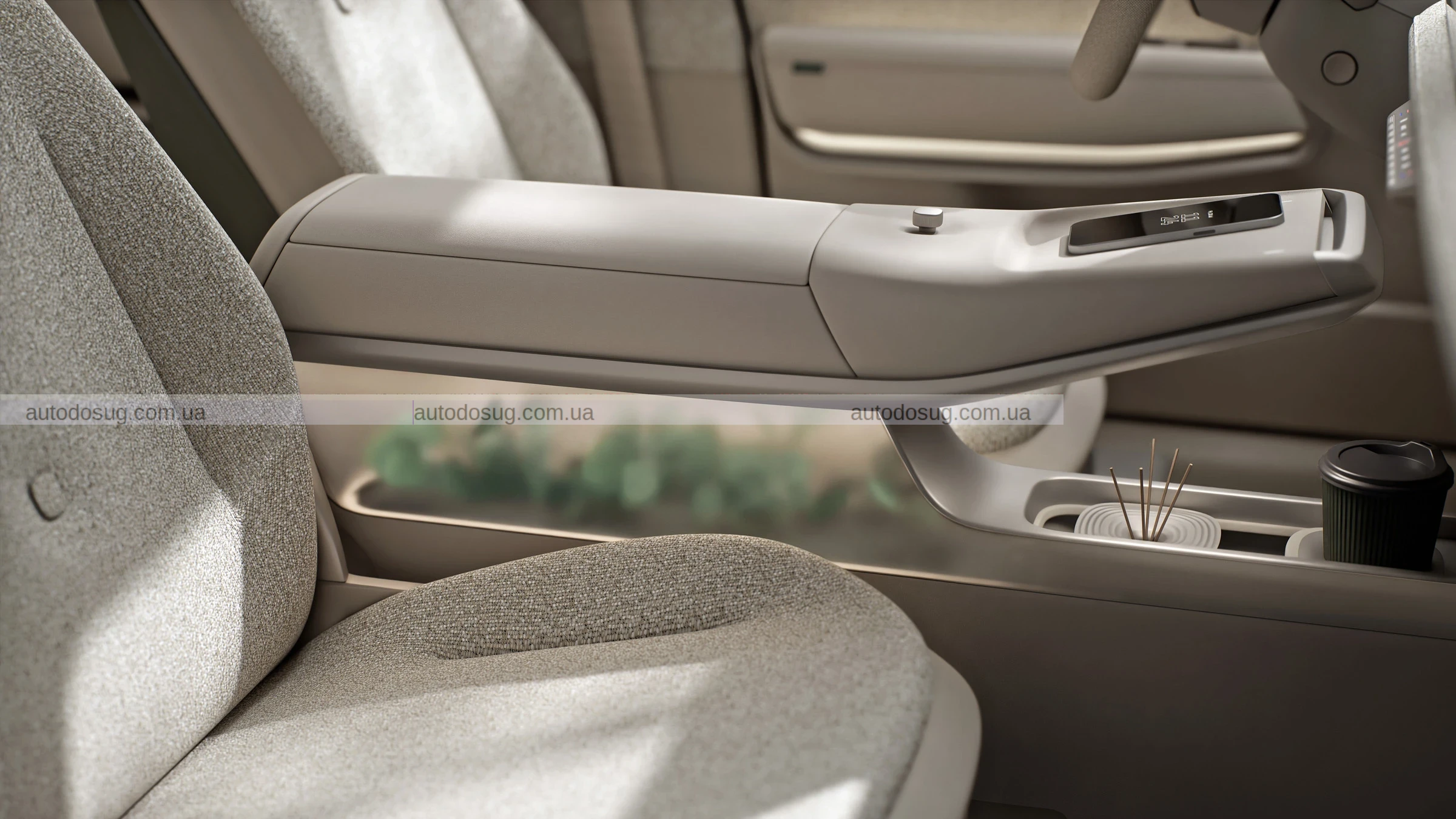 Концепт VW ID. Cross перетворює автомобіль на мобільну студію йоги