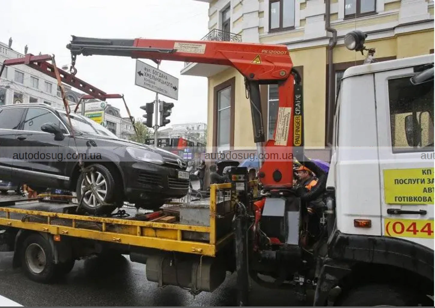 Київ за літо 2025 року заробив понад 66 млн грн на паркуванні та штрафах