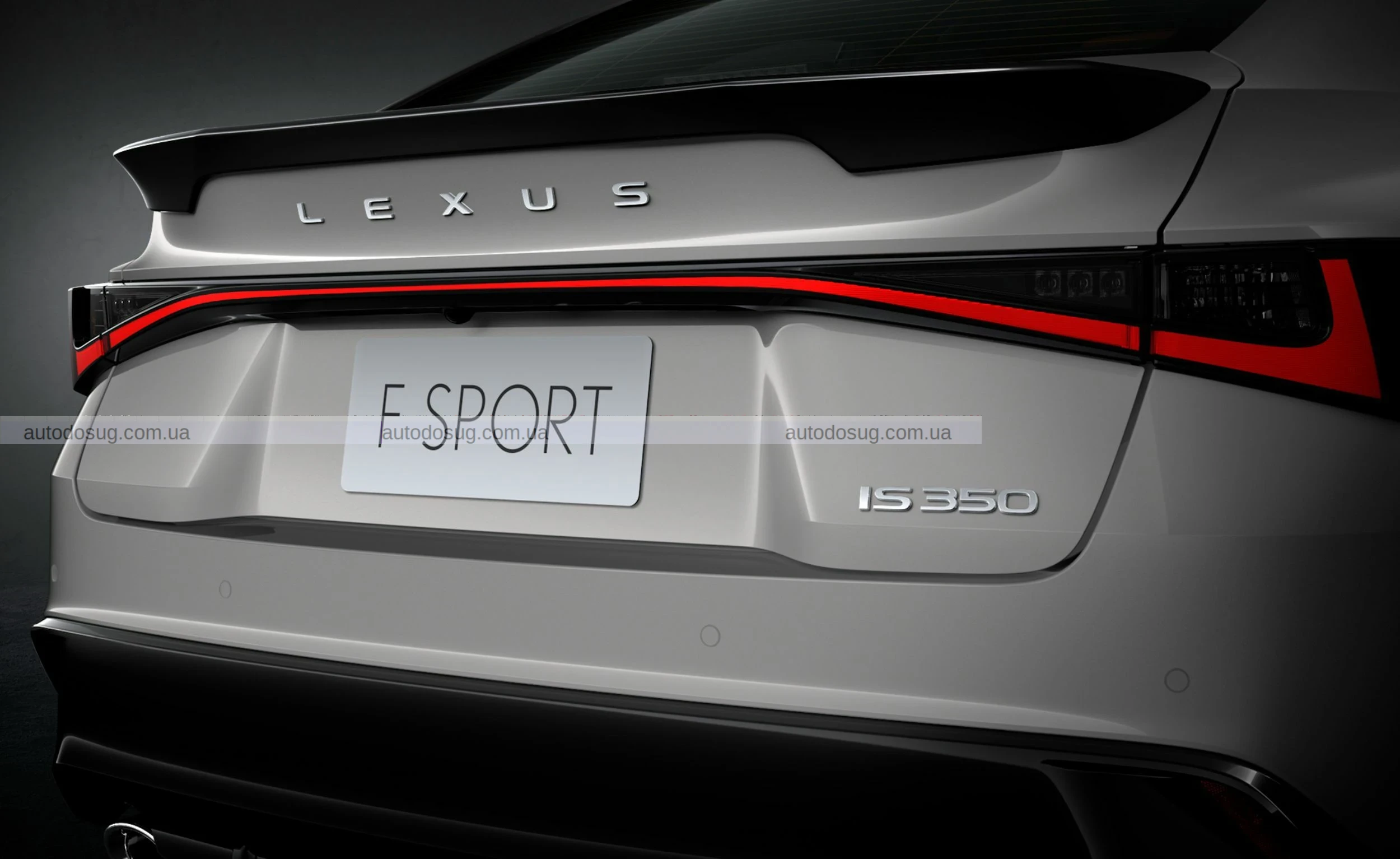 Lexus підтримує IS за допомогою чергового фейсліфтингу