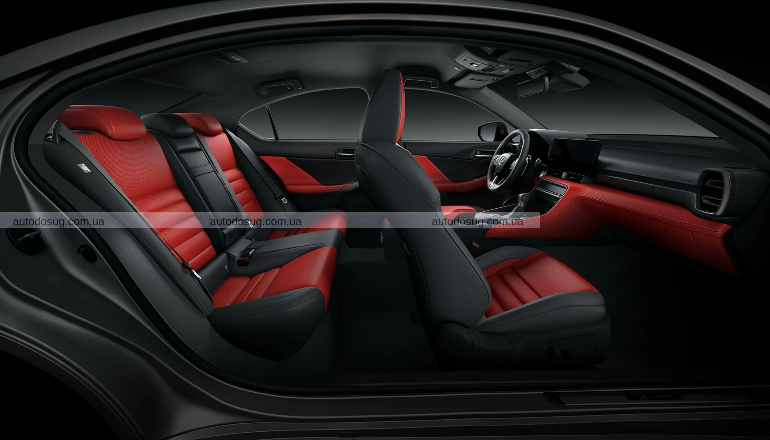 Lexus підтримує IS за допомогою чергового фейсліфтингу