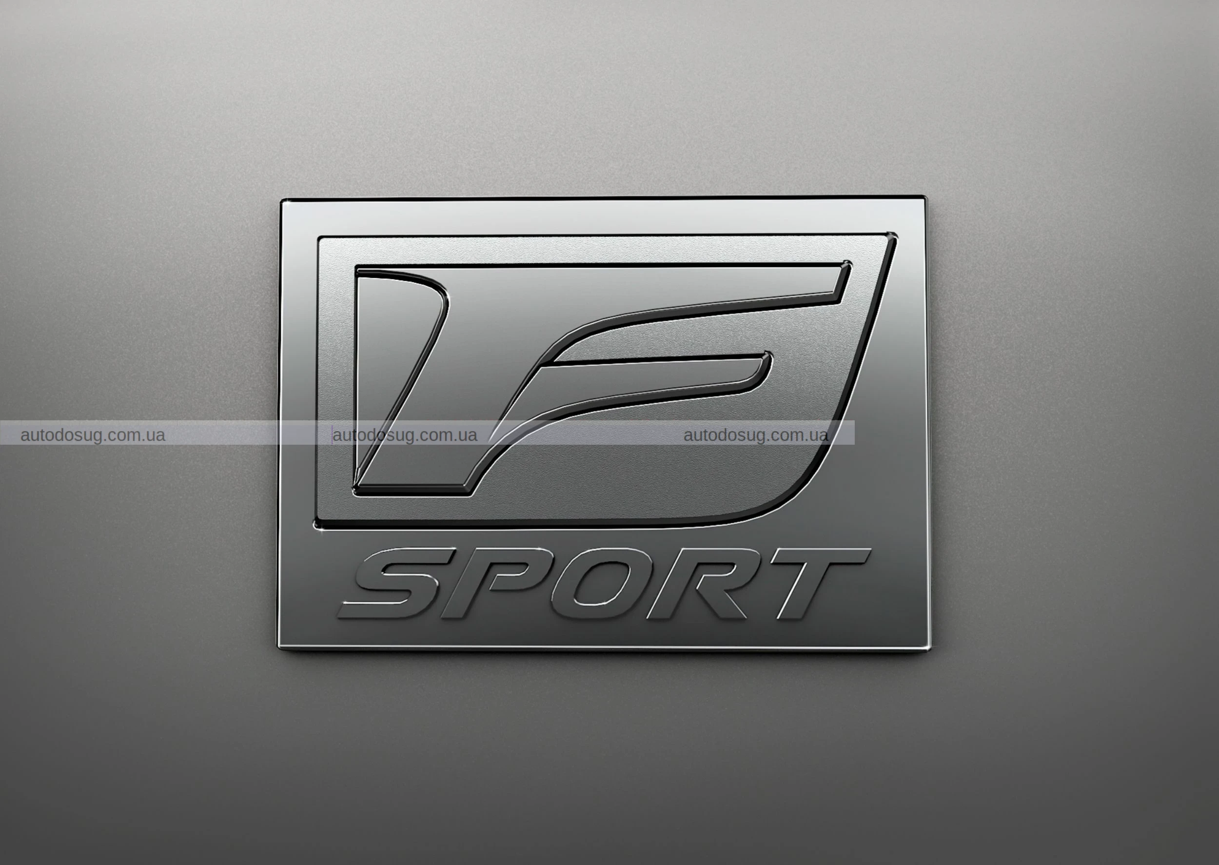 Lexus підтримує IS за допомогою чергового фейсліфтингу