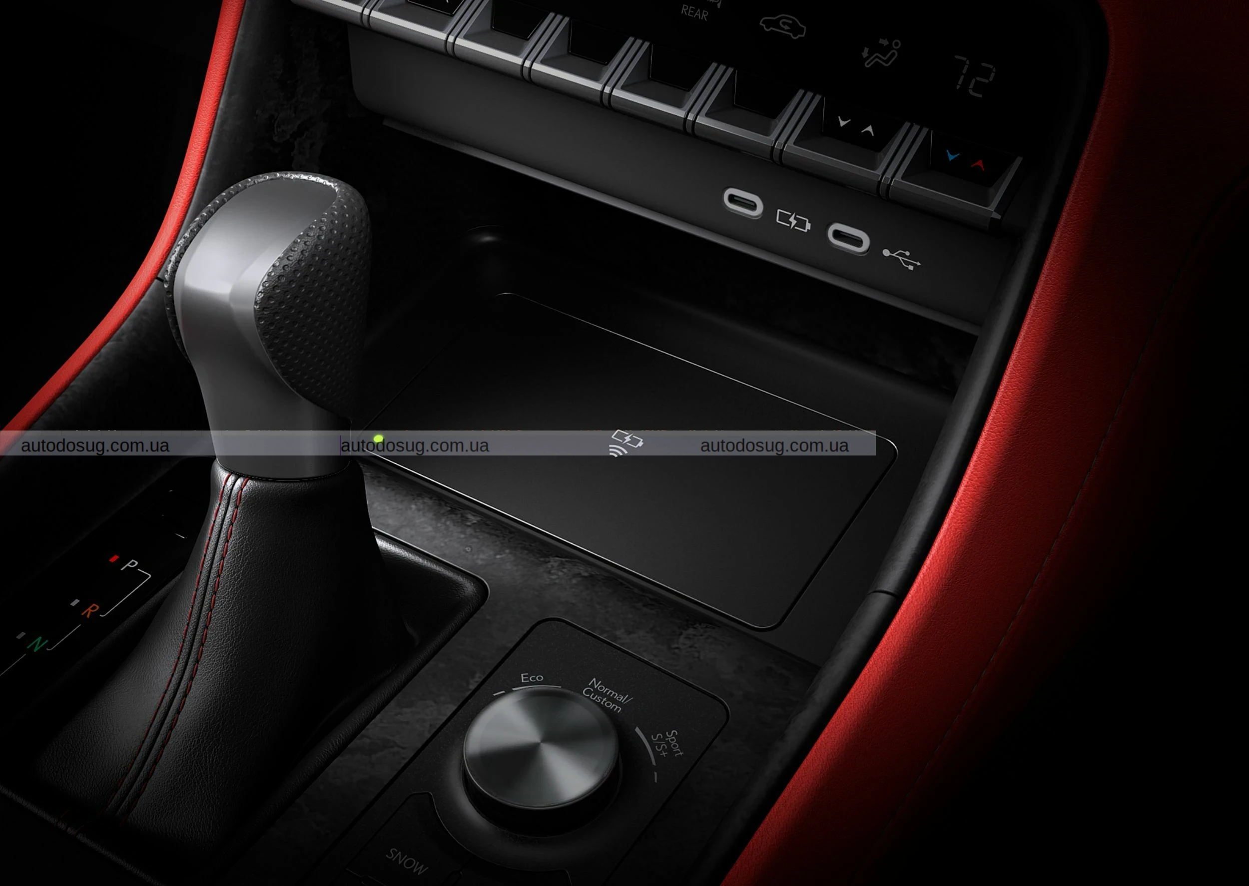 Lexus підтримує IS за допомогою чергового фейсліфтингу