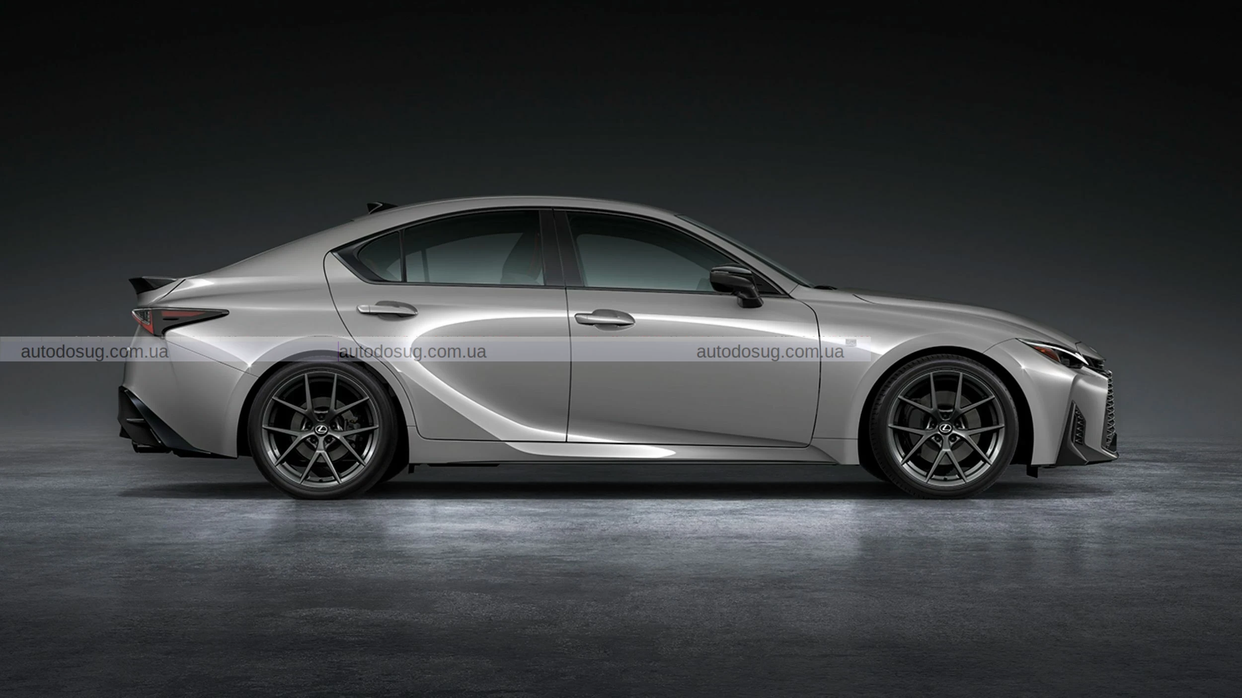 Lexus підтримує IS за допомогою чергового фейсліфтингу