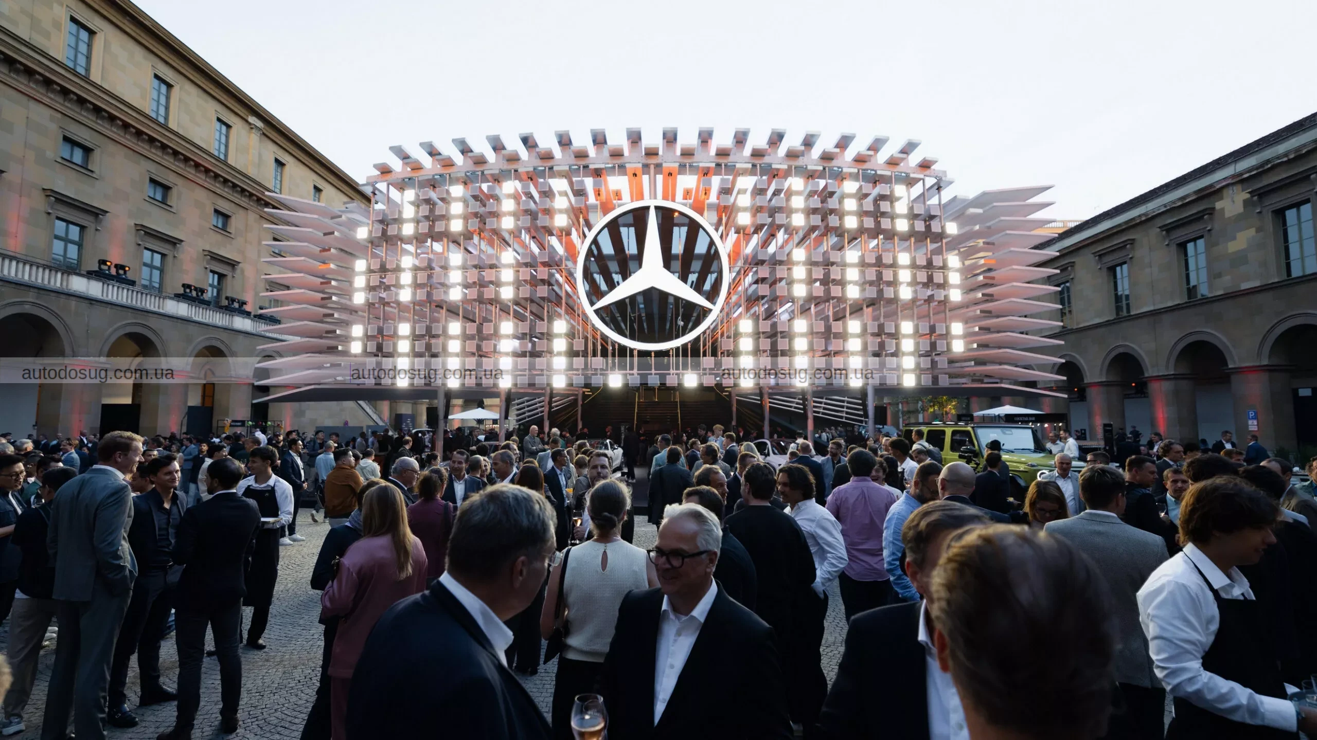 Mercedes-Benz готує 40 нових моделей, щоб змінити своє майбутнє