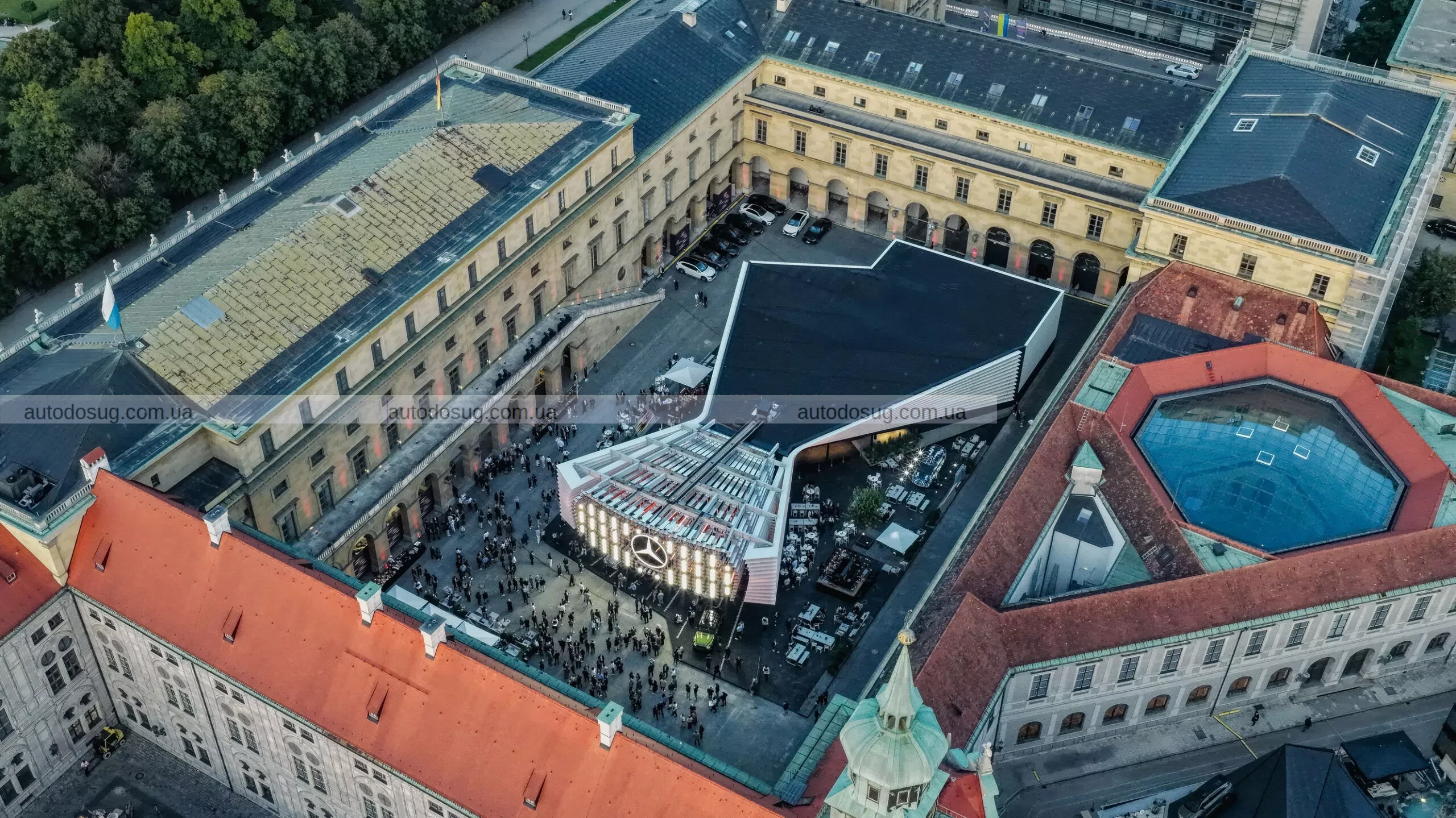 Mercedes-Benz готує 40 нових моделей, щоб змінити своє майбутнє