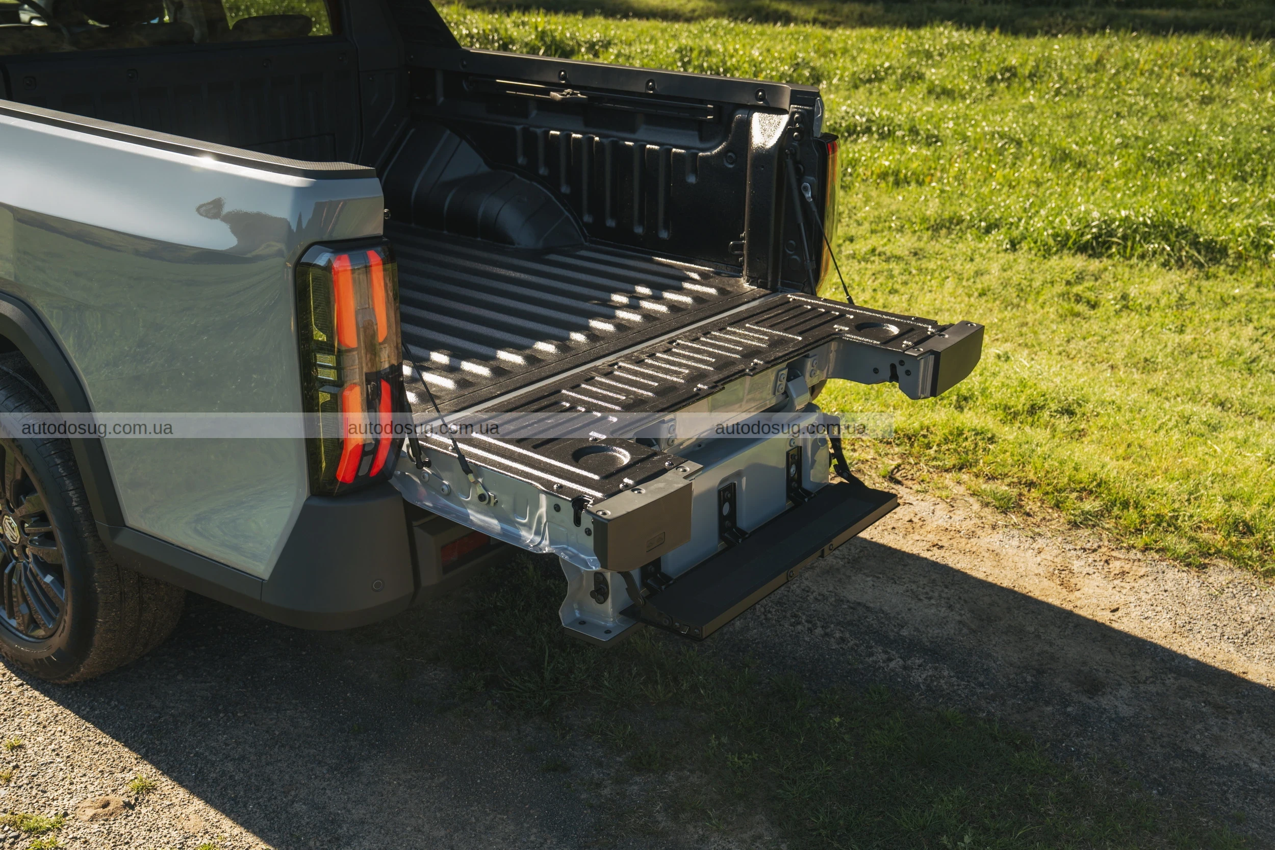 MG заявляє війну Ranger та Hilux новим пікапом