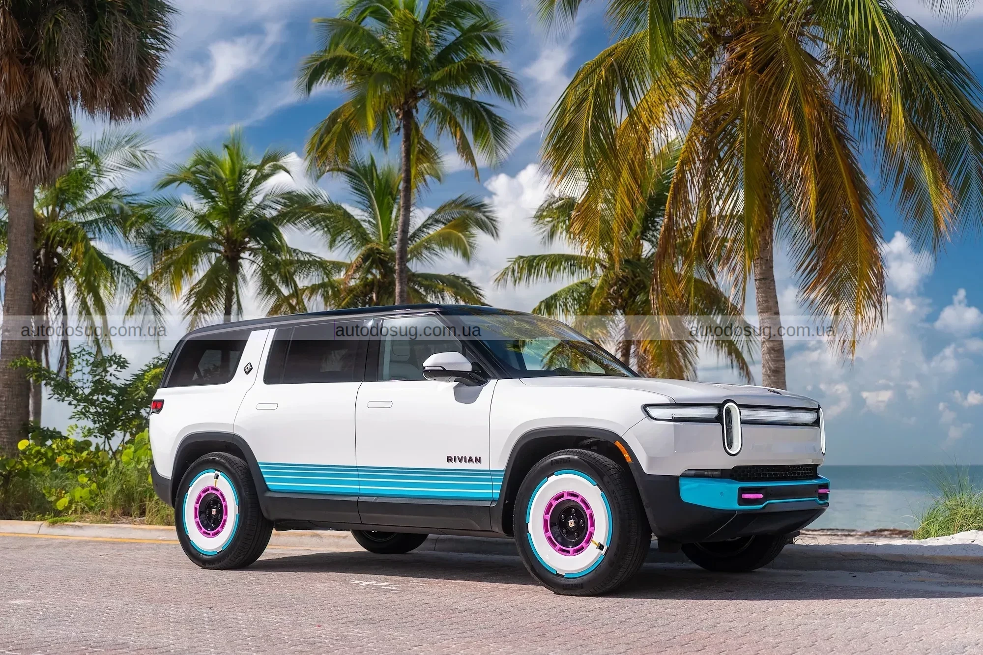 Найновіший R1S від Rivian лоскоче ностальгію за 80-ми