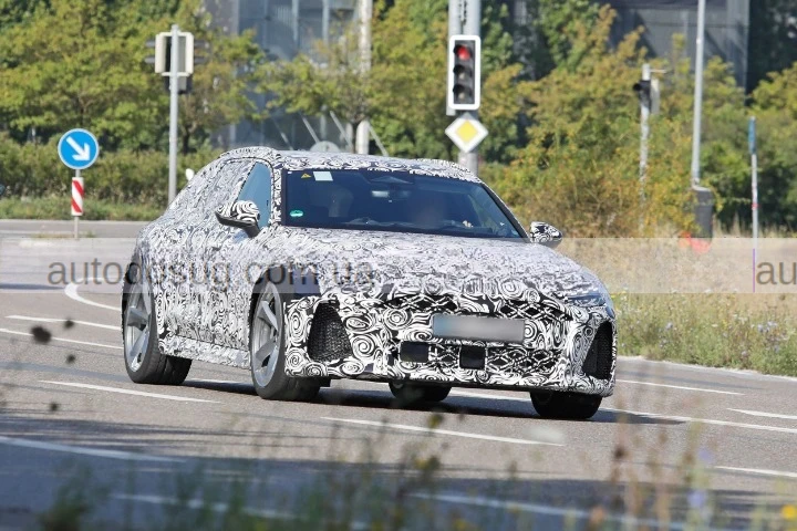 Найпотужніший Audi RS має те, чого немає в BMW M5