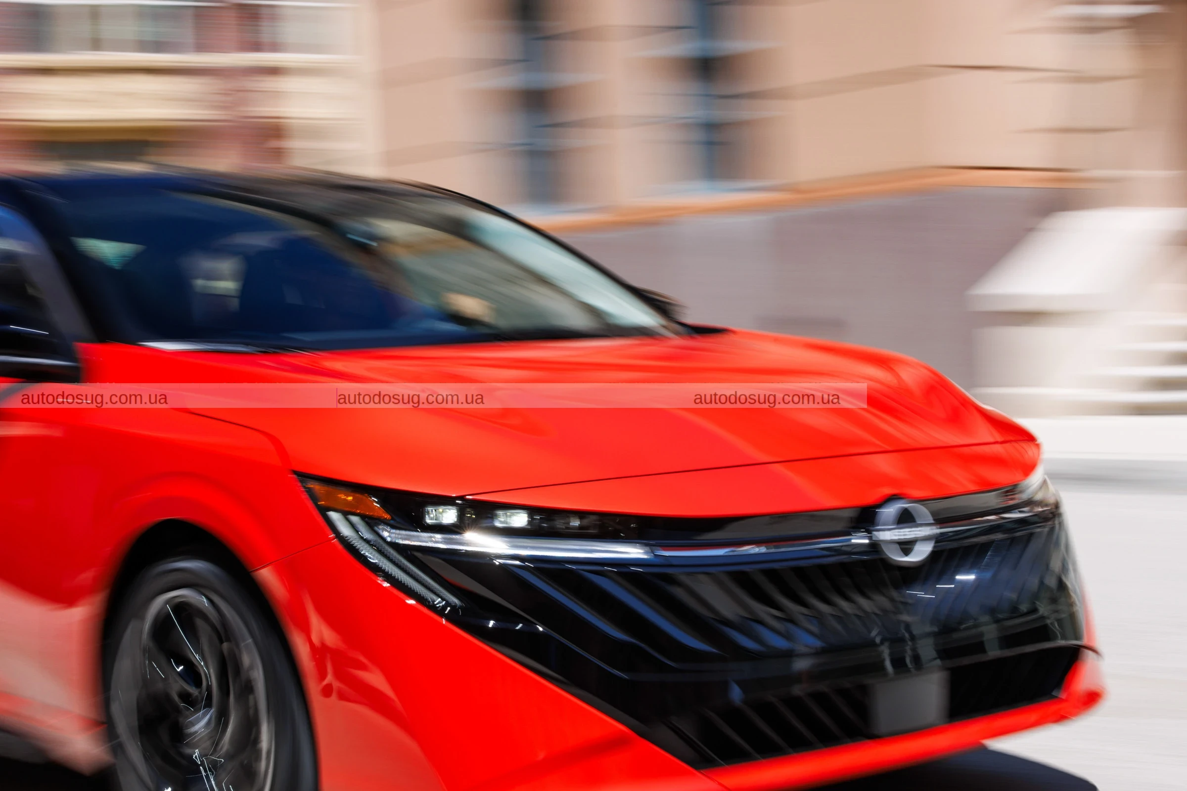 Nissan надав Sentra зовнішній вигляд 2026 року, але залишив потужність у 2016 році