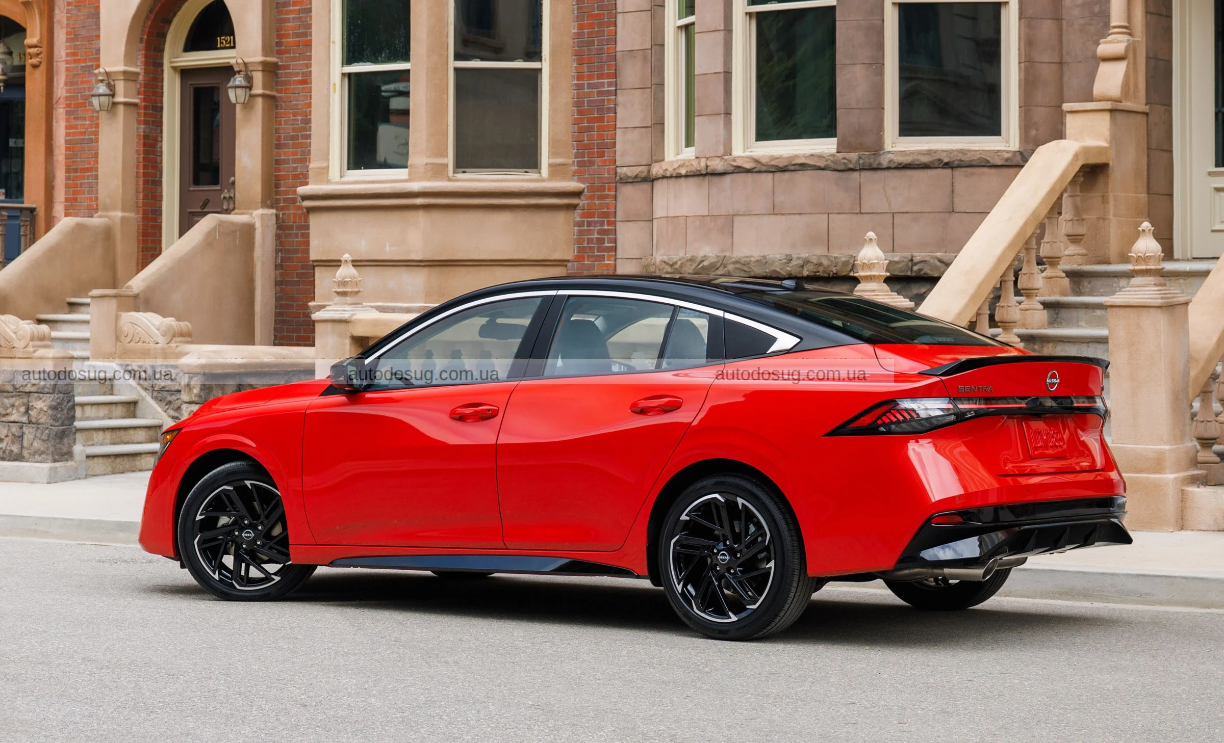 Nissan надав Sentra зовнішній вигляд 2026 року, але залишив потужність у 2016 році