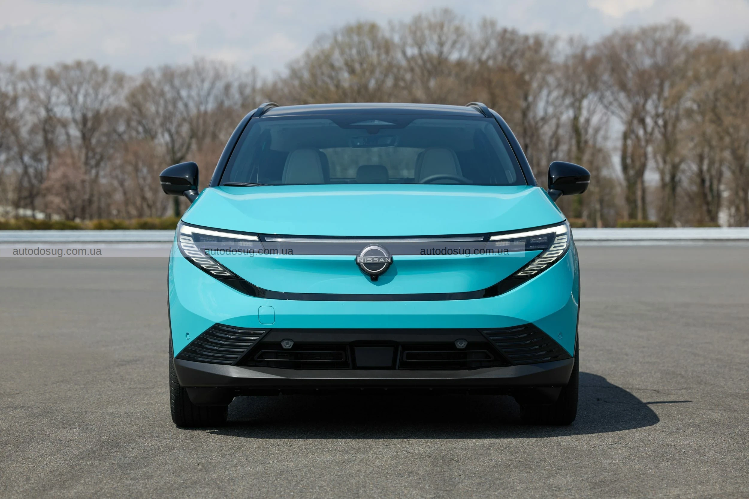 Nissan скорочує виробництво Leaf ще до початку продажів