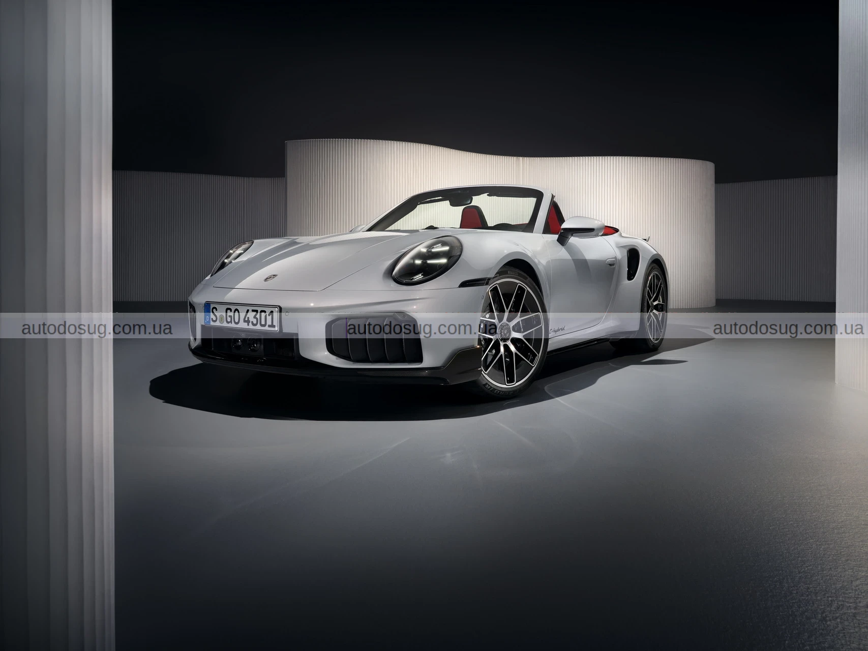 Porsche переходить на гібрид для свого найкращого спортивного автомобіля