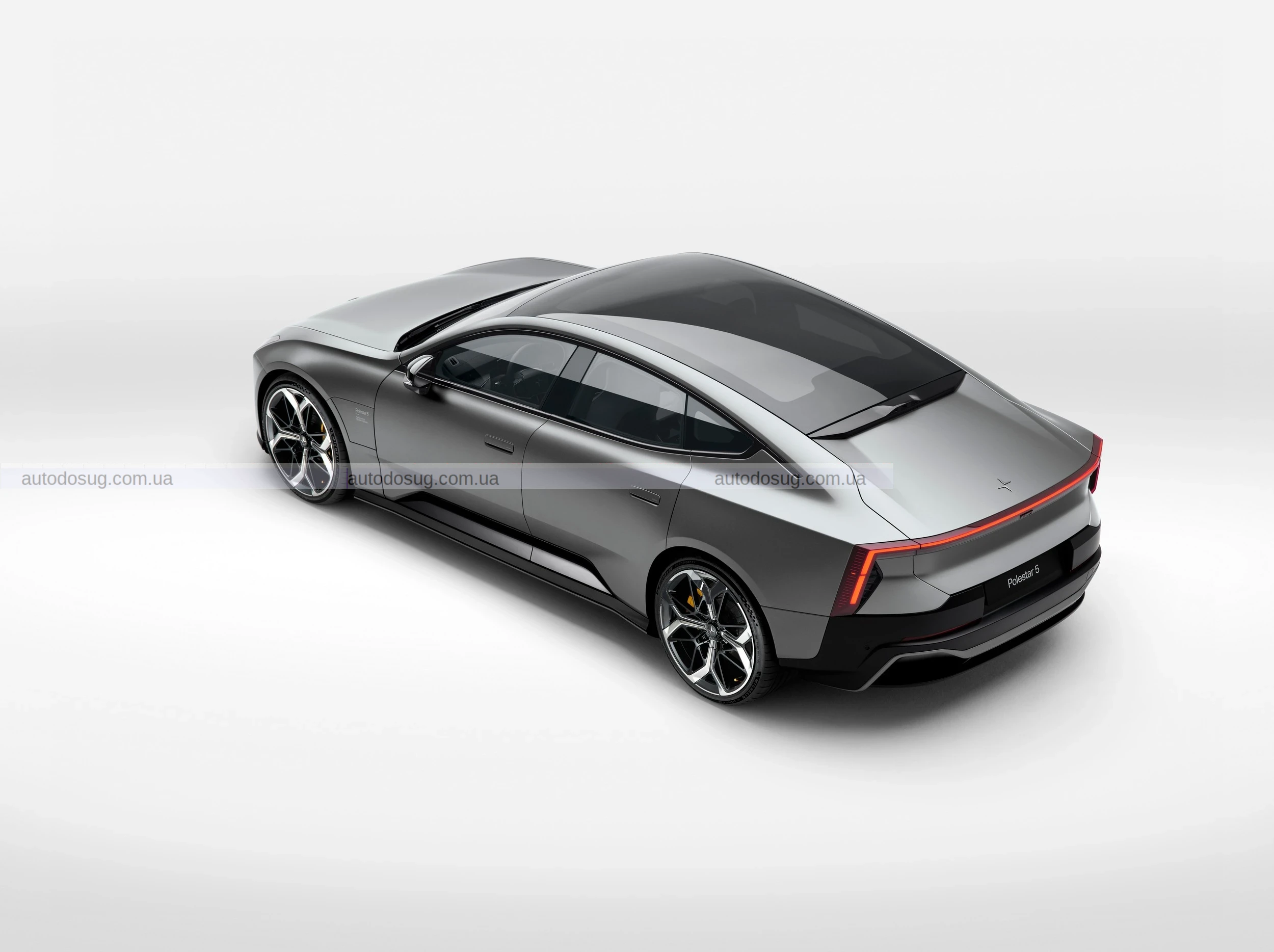 Приголомшливе чотиридверне купе Polestar конкурує з Porsche Taycan