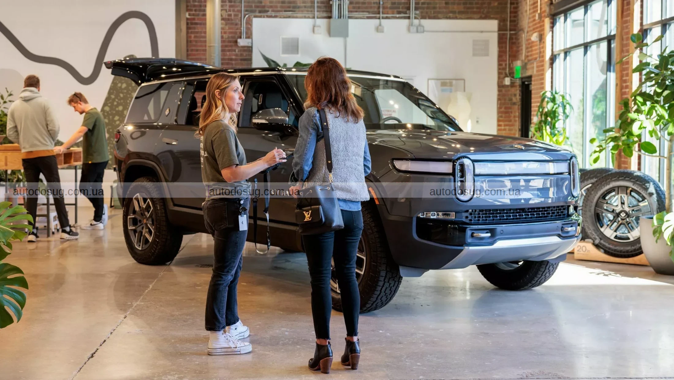 Rivian пропонує власникам готівку за відмову від своїх законних прав