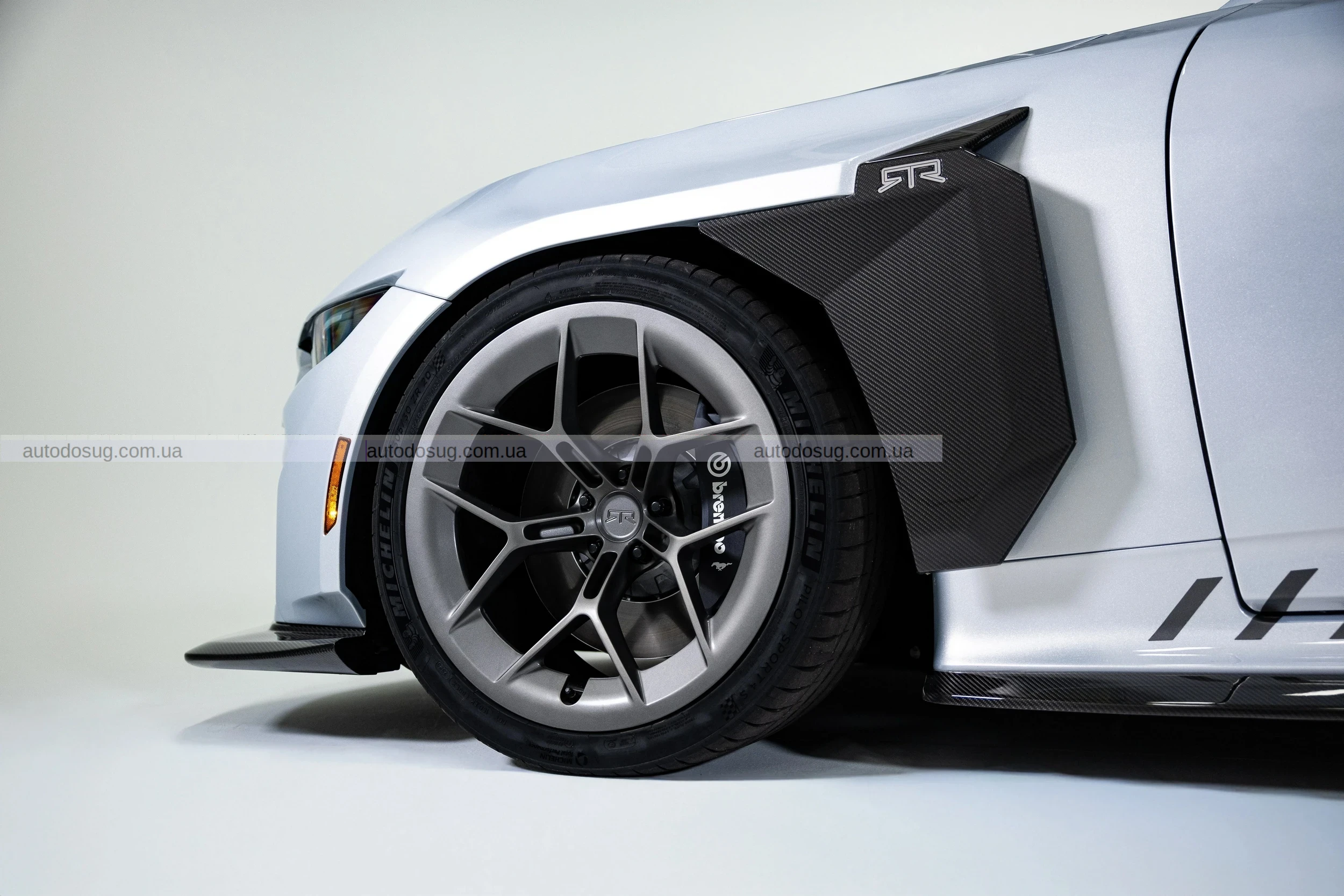 RTR Mustang потужністю 870 к.с. "з’їсть" Shelby на сніданок