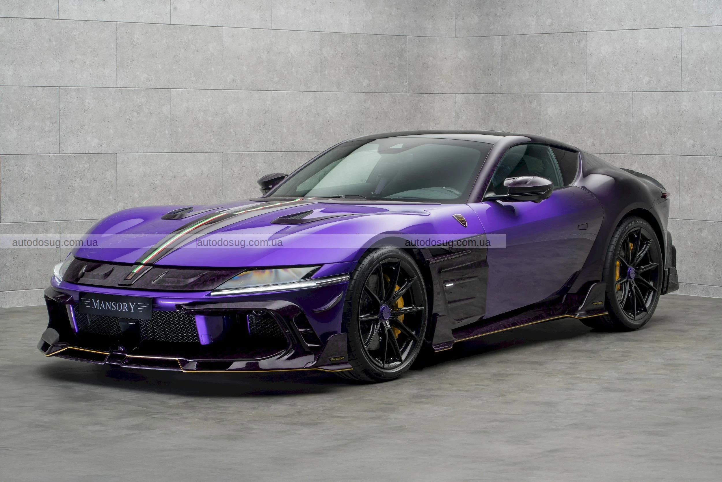 Що за фіолетово-гучний екстремал? Mansory перетворив Ferrari 12Cilindri на «Equestre»