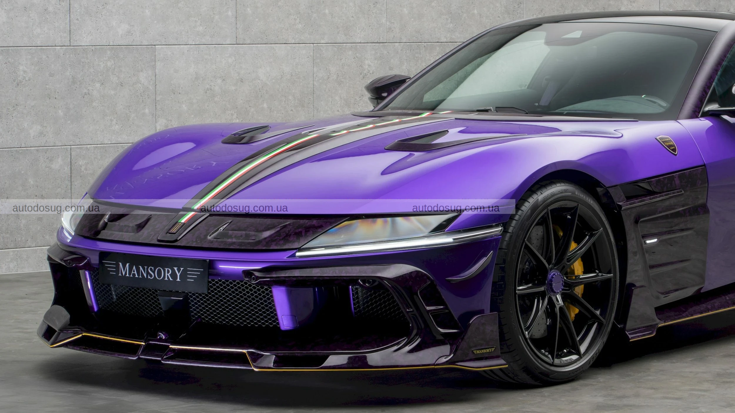 Що за фіолетово-гучний екстремал? Mansory перетворив Ferrari 12Cilindri на «Equestre»