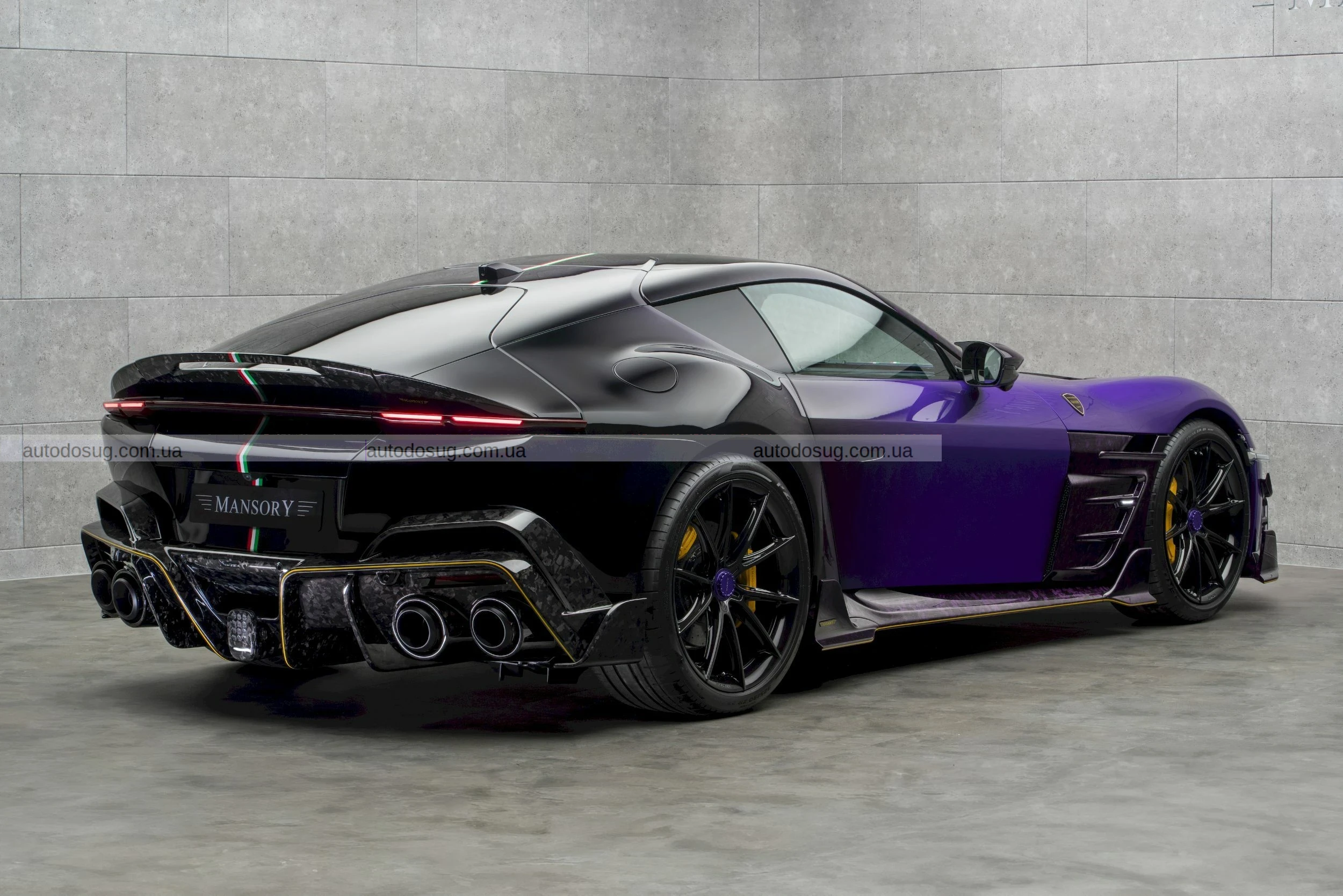 Що за фіолетово-гучний екстремал? Mansory перетворив Ferrari 12Cilindri на «Equestre»