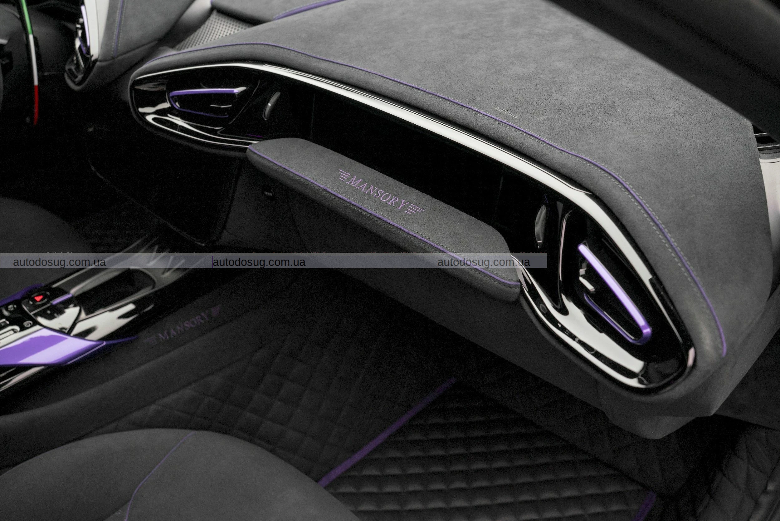 Що за фіолетово-гучний екстремал? Mansory перетворив Ferrari 12Cilindri на «Equestre»