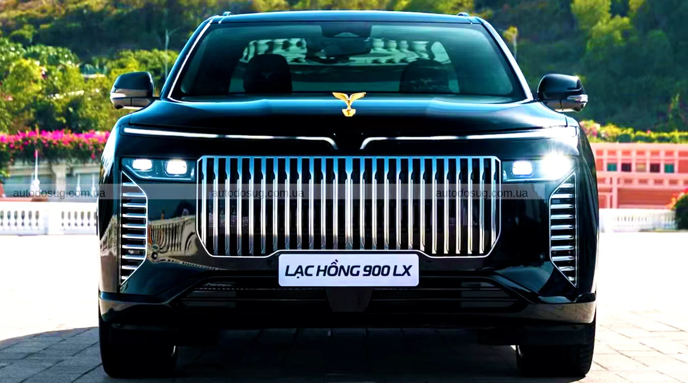 Цей розкішний позашляховик витримав 400 пострілів з лазерним наведенням