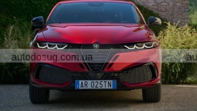 Alfa Romeo Tonale 2026 демонструє італійську пристрасть у новому обличчі