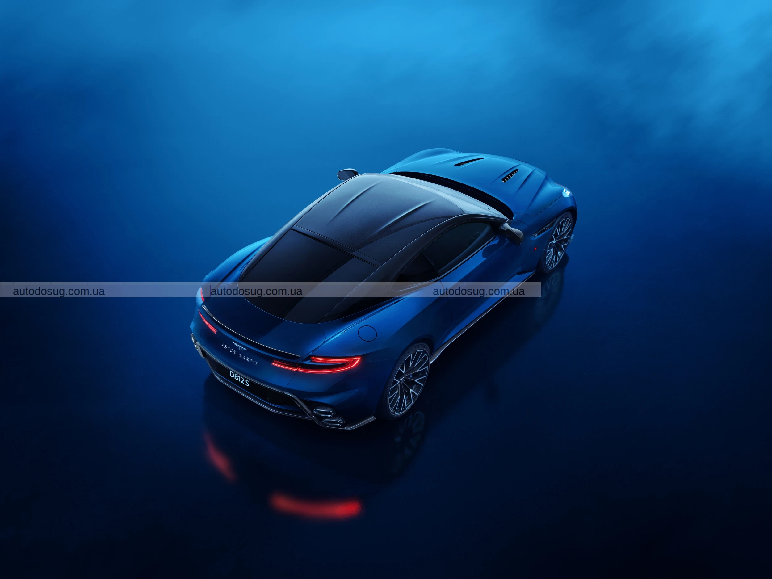 Aston Martin загострює DB12 новим варіантом S потужністю 690 к.с.