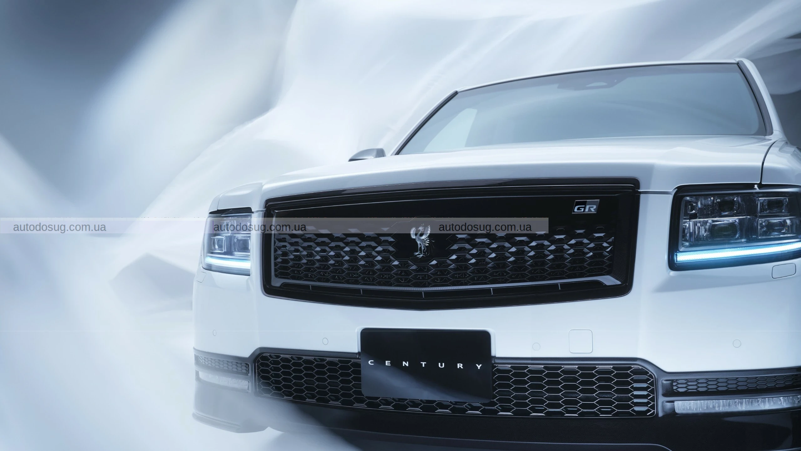 Century Coupe лідирує в боротьбі Toyota з Rolls-Royce