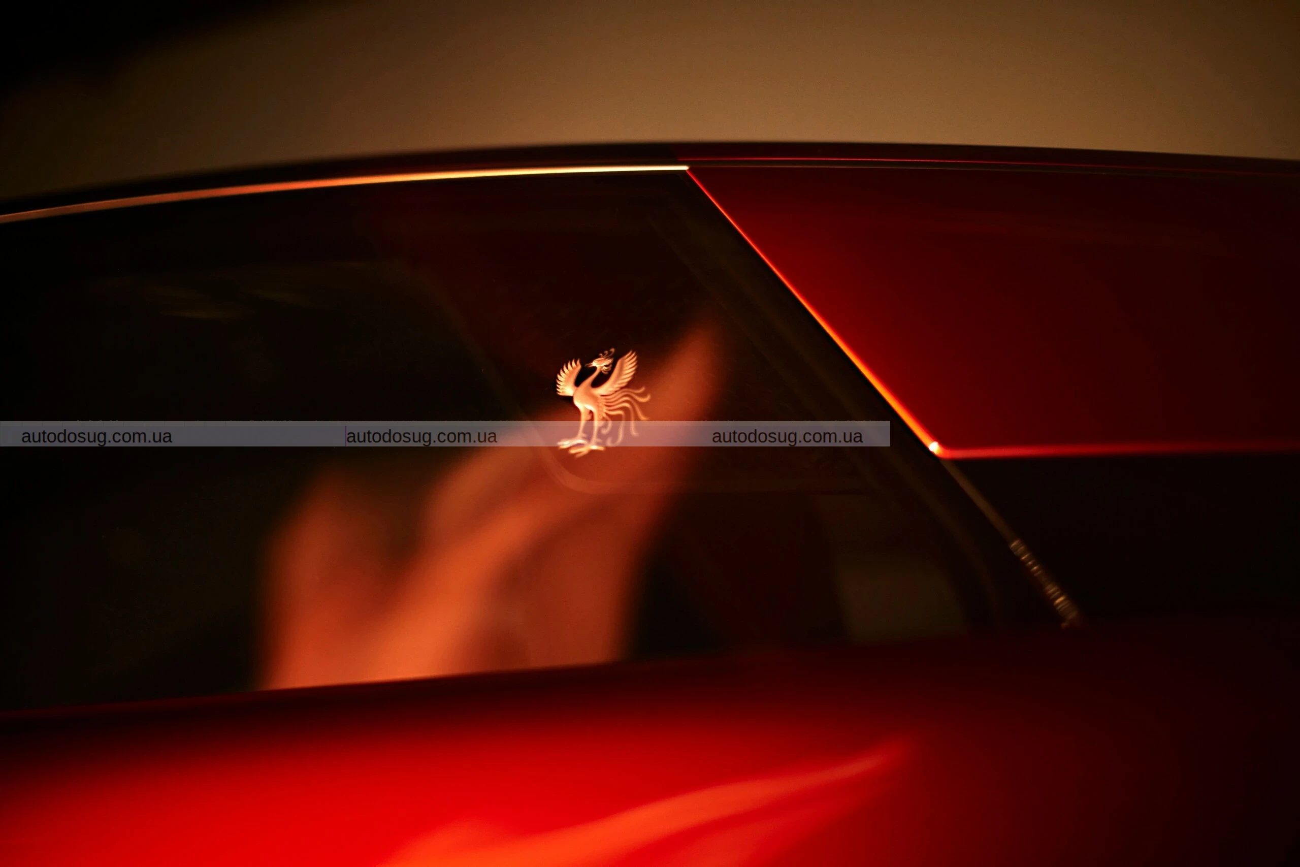 Century Coupe лідирує в боротьбі Toyota з Rolls-Royce