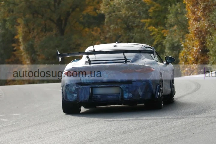 Denza Z — електроспорткар, що має обігнати Porsche