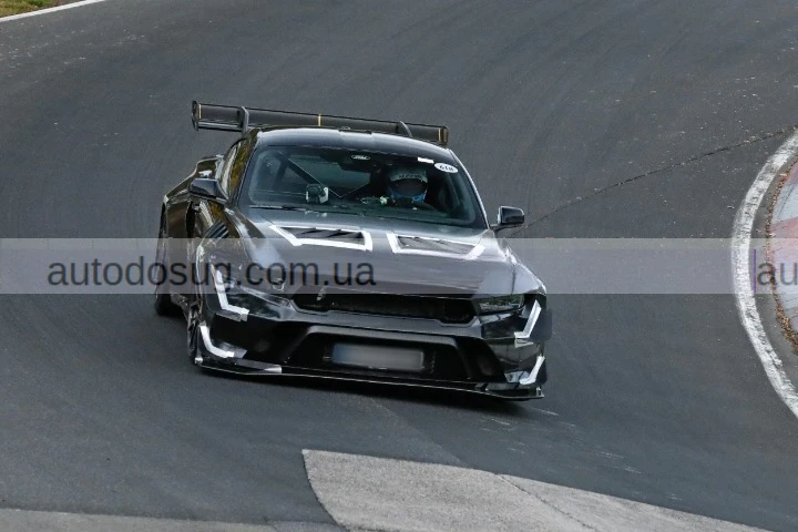 Дикіший Mustang GTD помститься Corvette