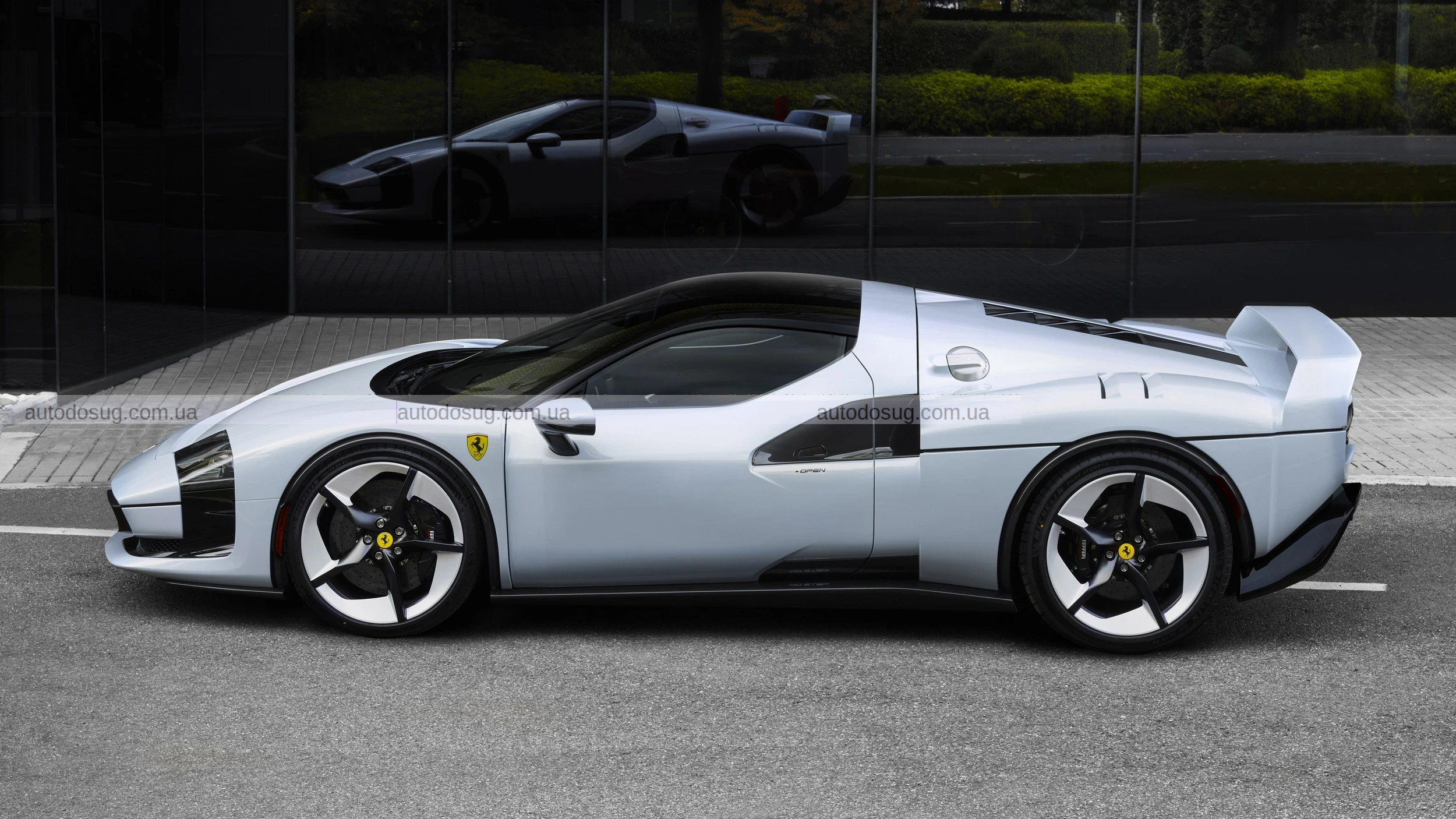 Ferrari створила сучасний триб'ют F40, але без його душі