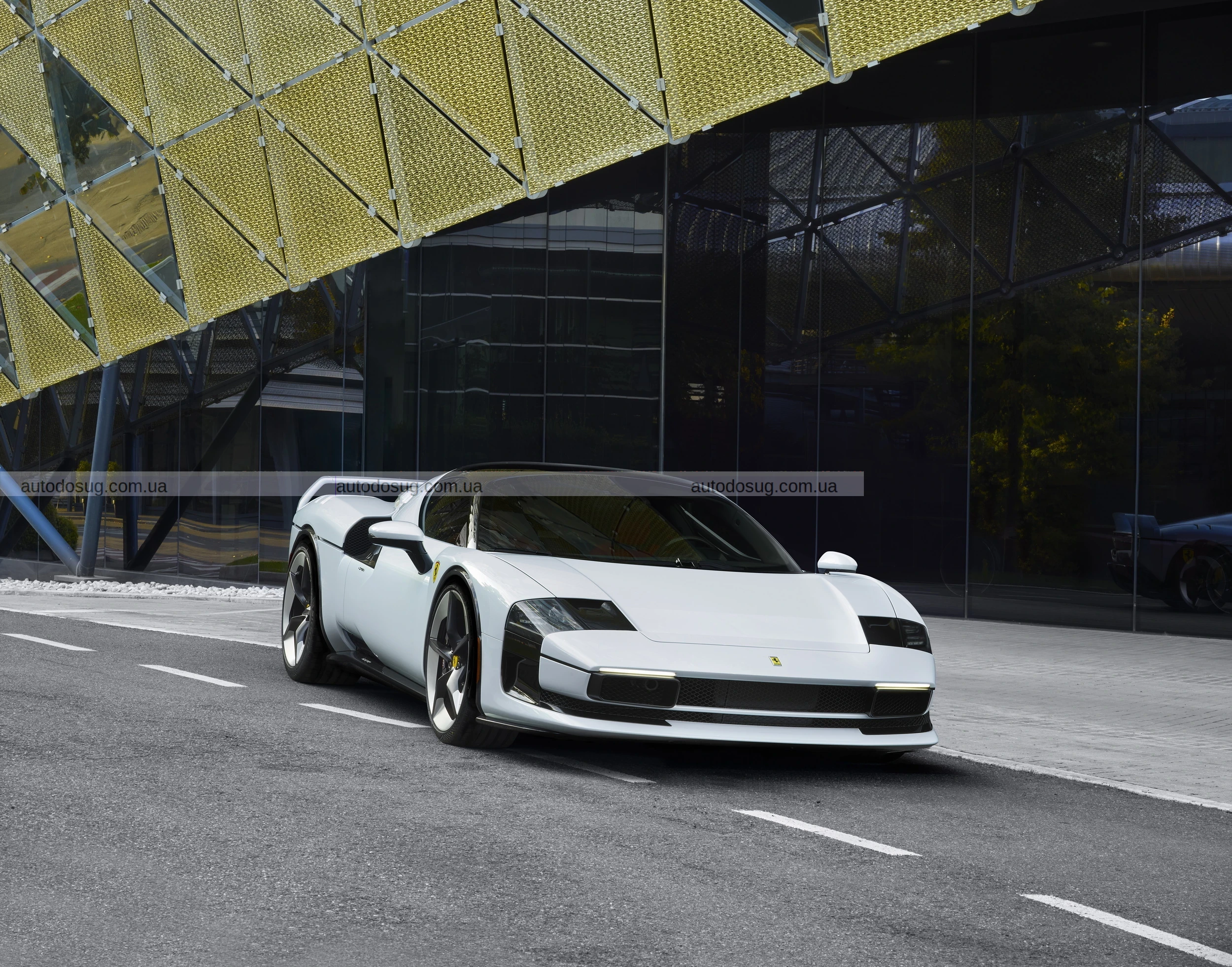 Ferrari створила сучасний триб'ют F40, але без його душі