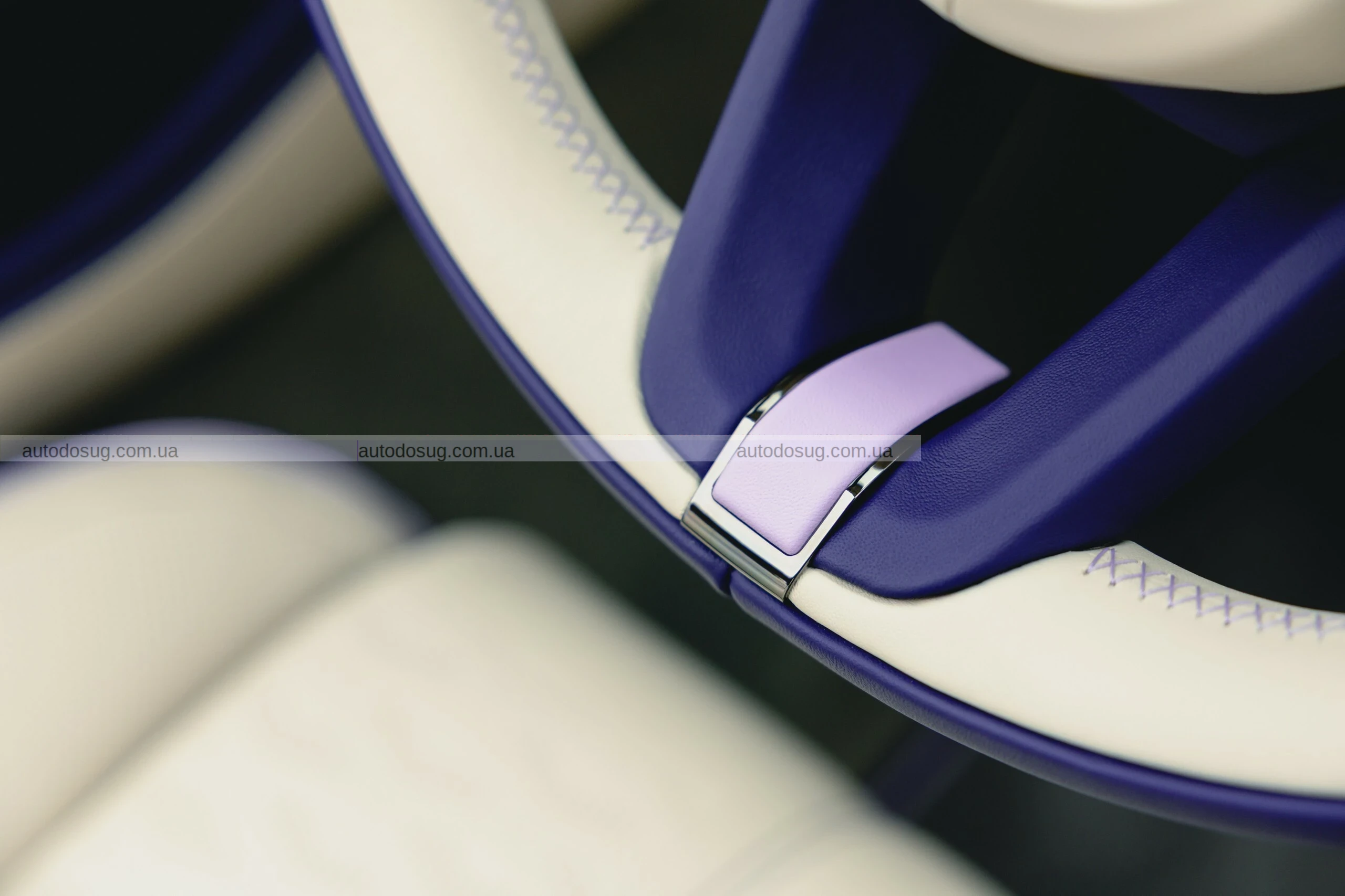 Фіолетовий шедевр Bentley Continental GTC Speed з кам’яною обробкою та 771 к.с. для справжніх цінителів розкоші