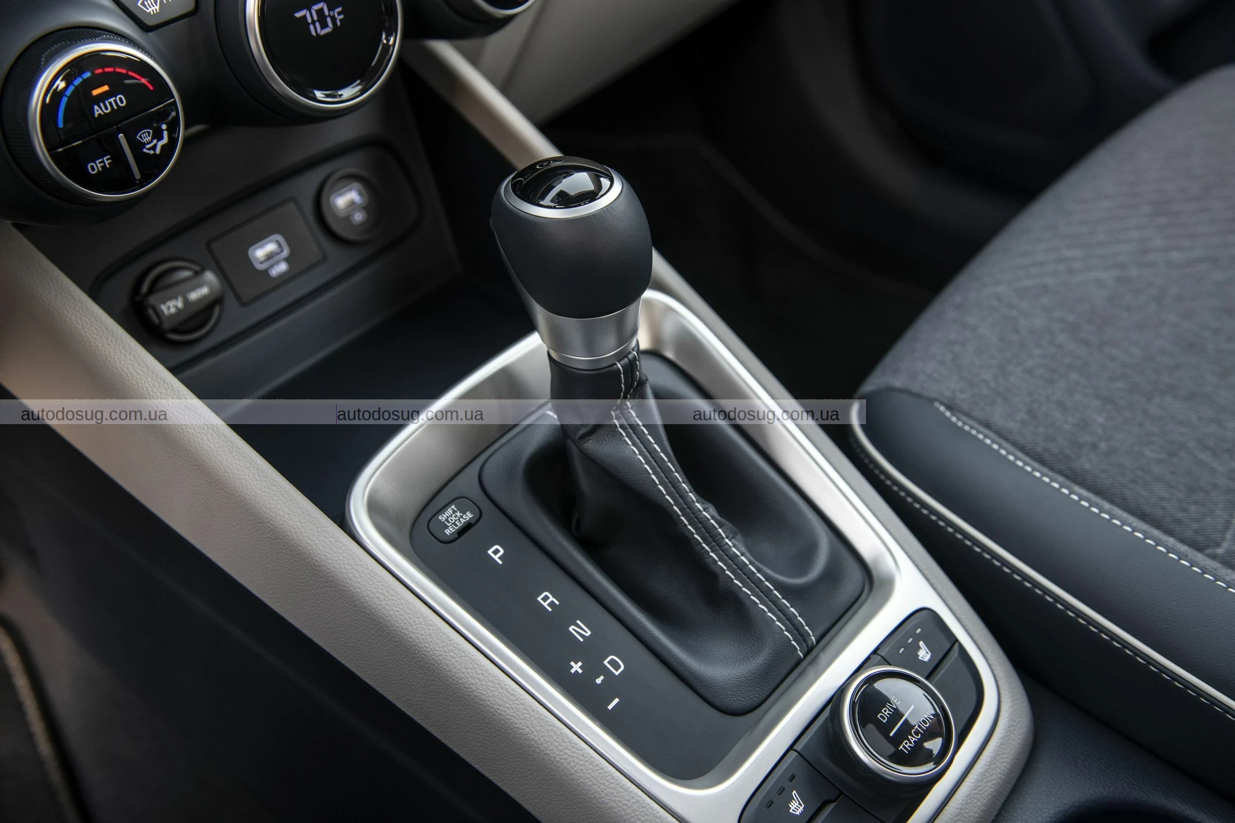 Hyundai Venue 2026 стає дешевше, але без LED-фар та навігації