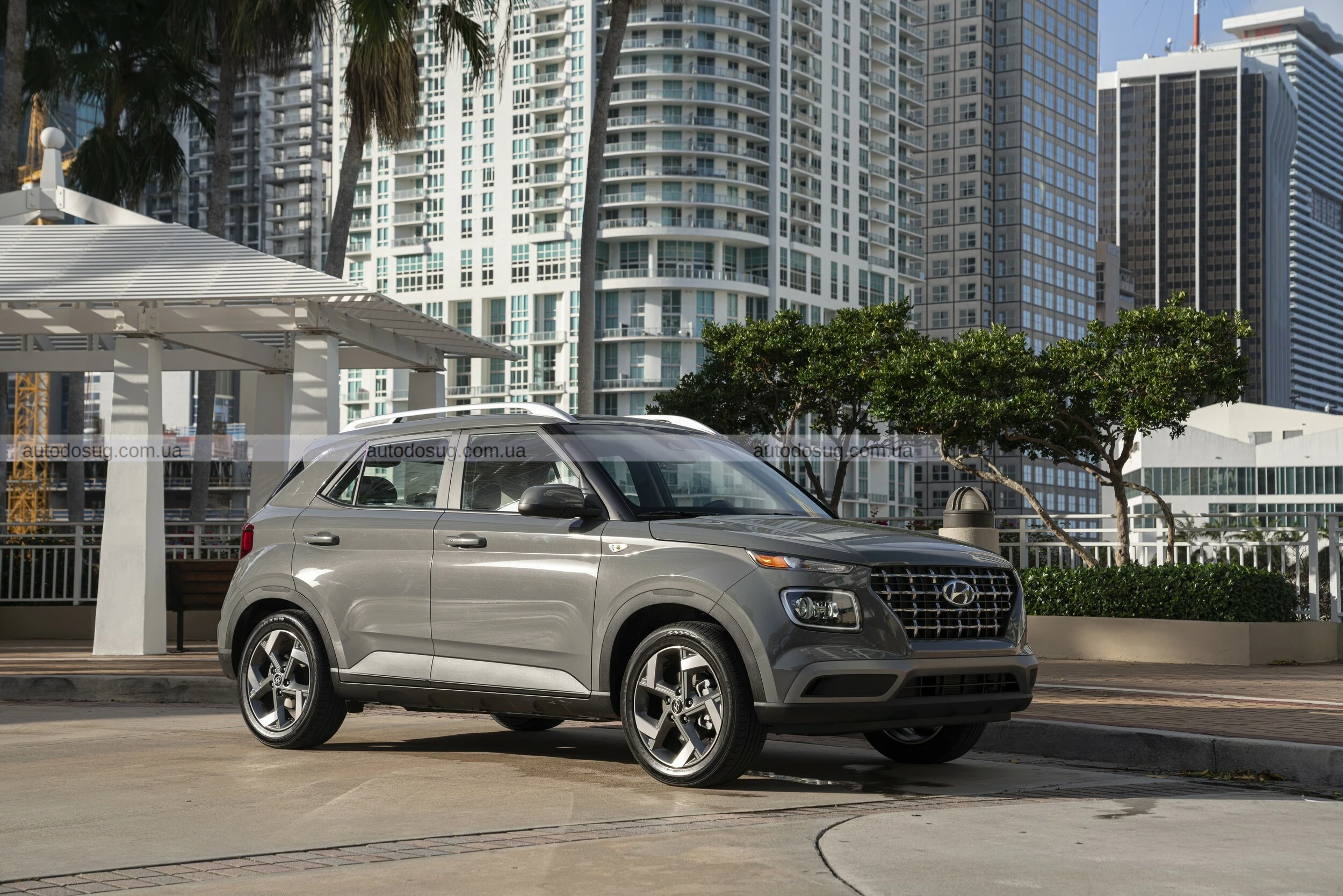 Hyundai Venue 2026 стає дешевше, але без LED-фар та навігації