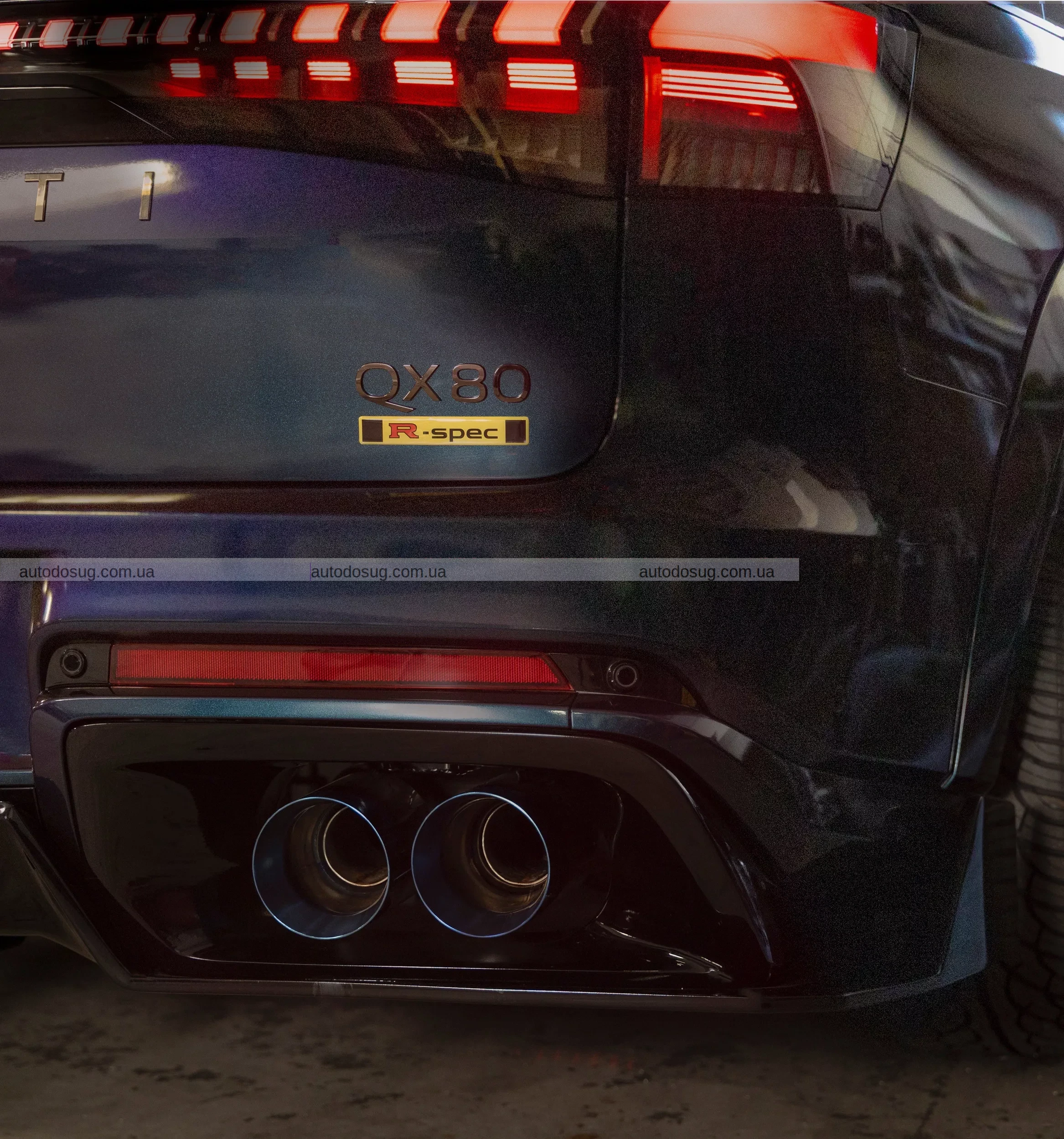 Infiniti ховає легенду під капотом свого флагманського позашляховика