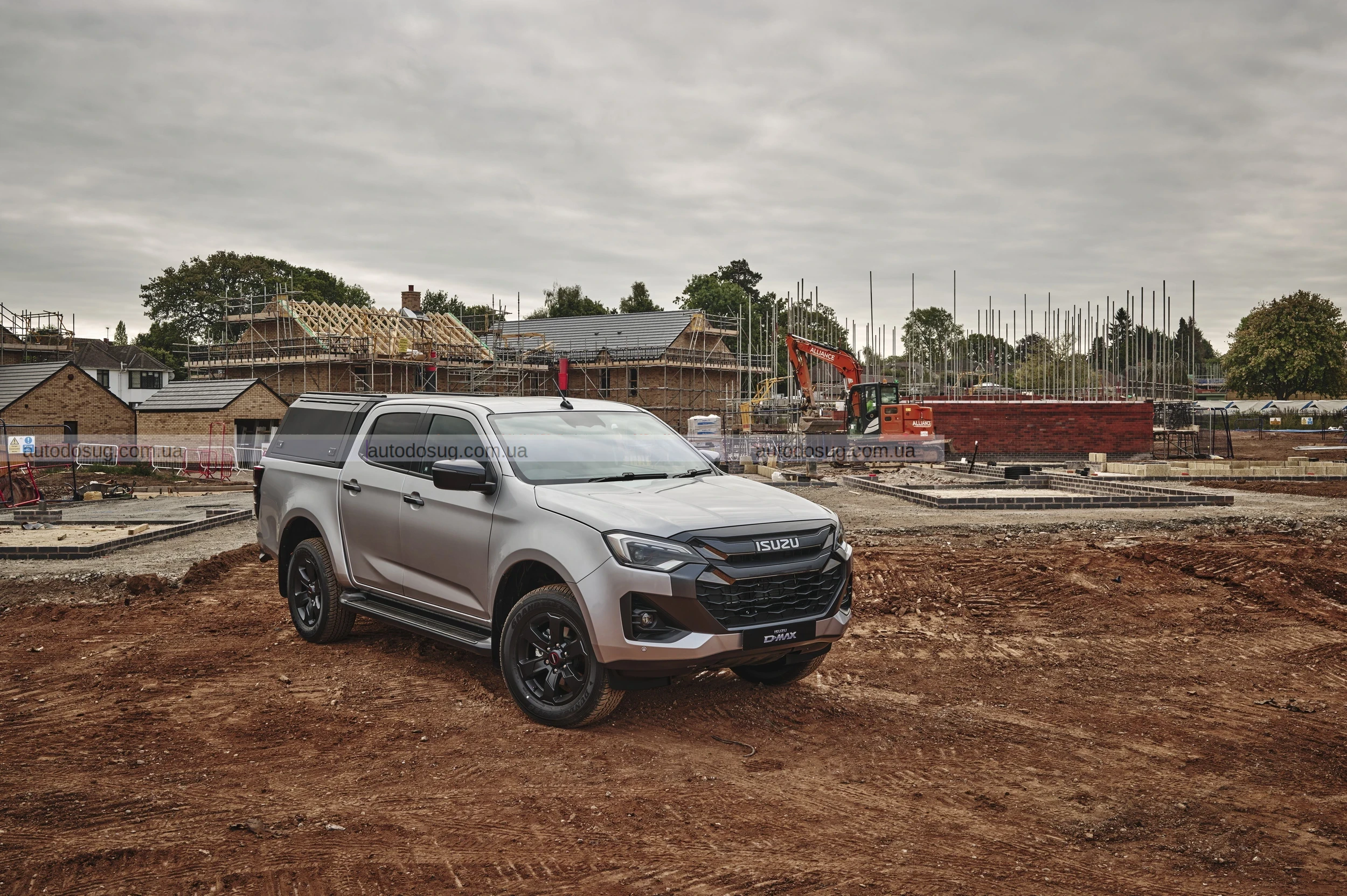 Isuzu D-Max Commercial пропонує розкіш для водія та робочу силу для бізнесу