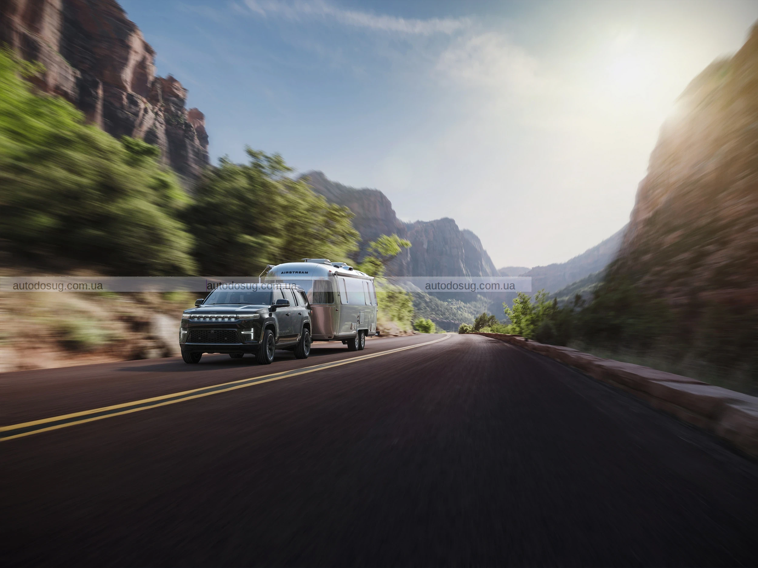 Jeep Grand Wagoneer 2026 демонструє новий дизайн, гібридну силову установку та 647 к.с.