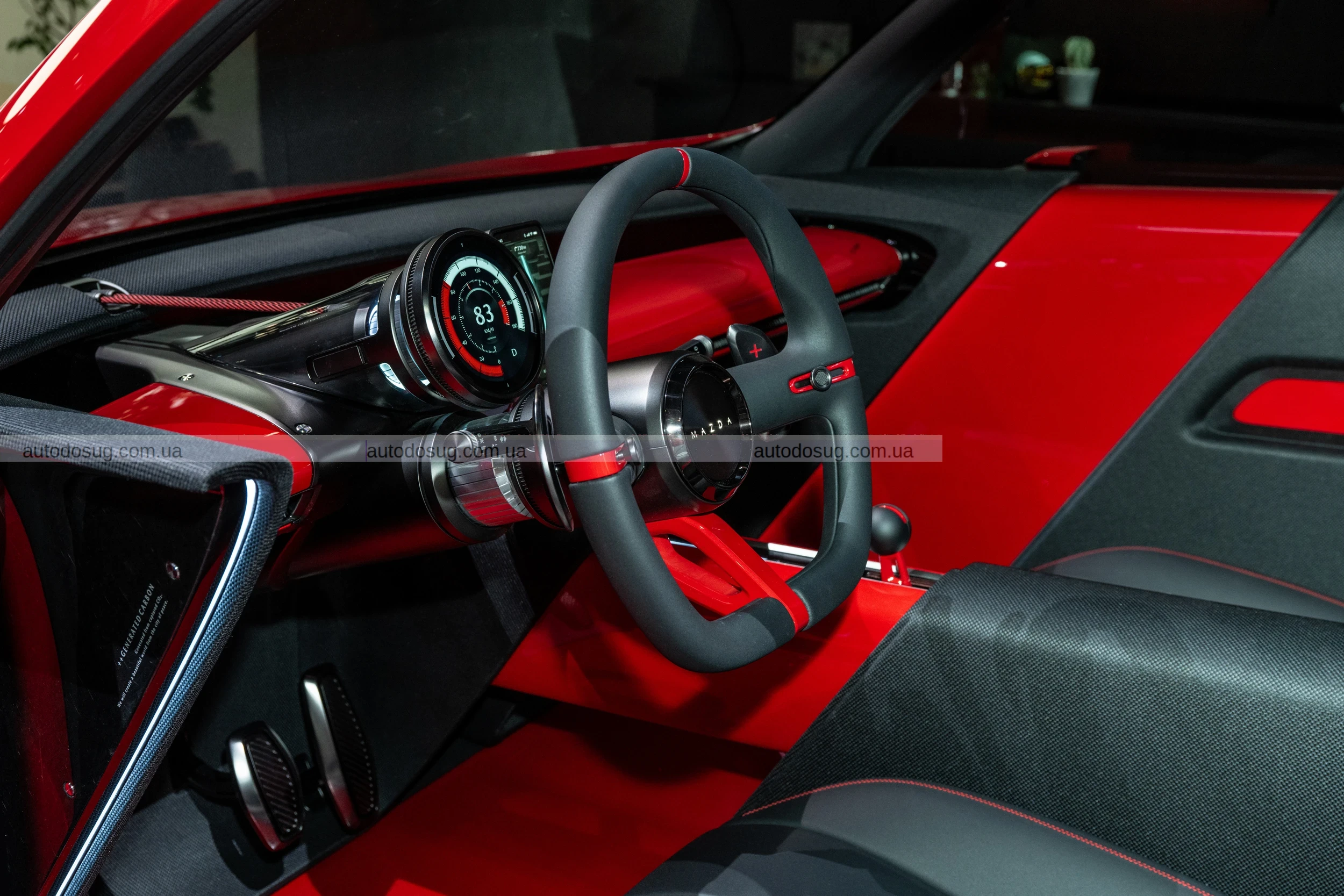 Компактний автомобіль Mazda Vision-X втілює великі ідеї в маленькому корпусі