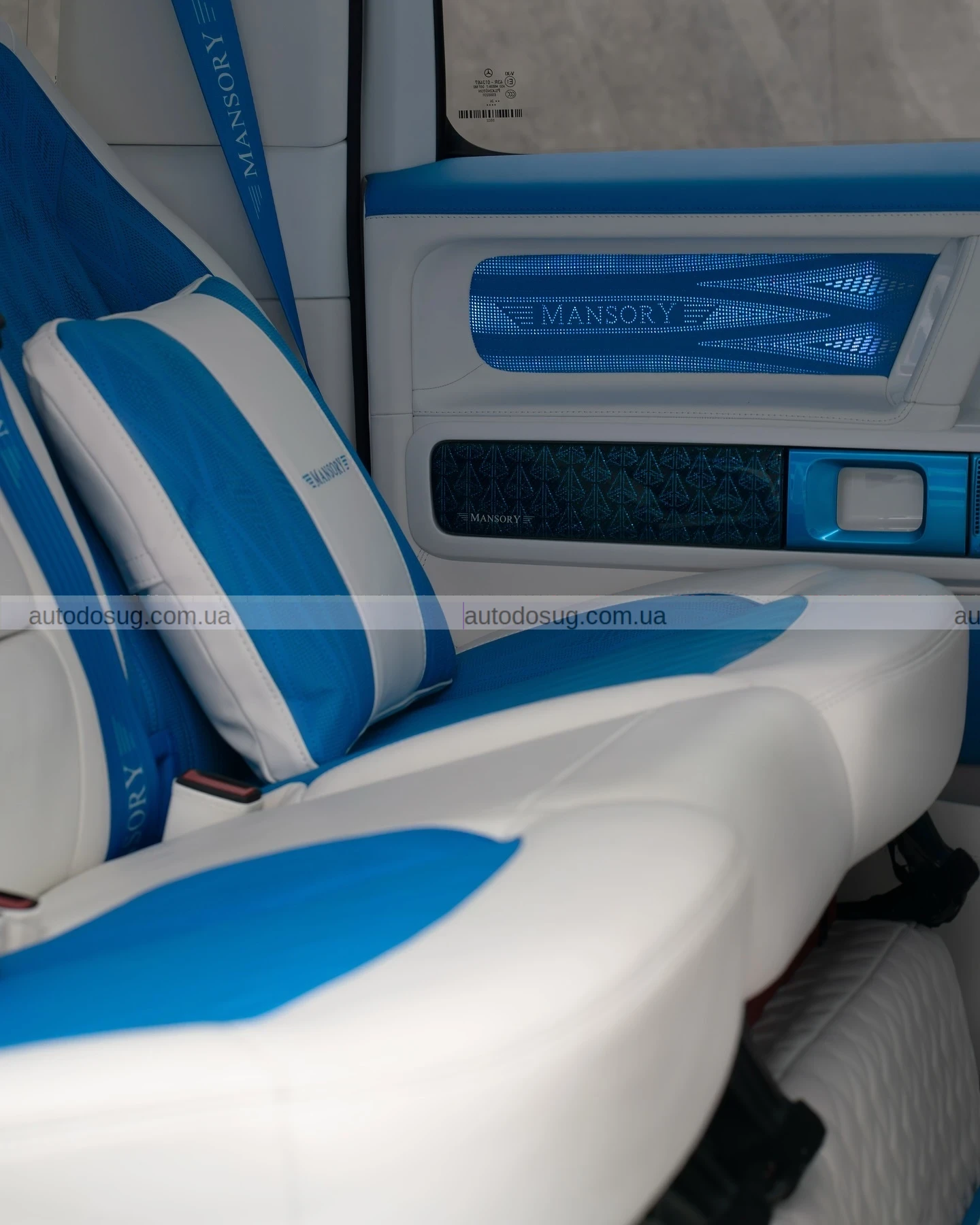 Mansory Grande Entrée - Mercedes G63 з дверима-самогубцями, 820 к.с. та вуглецевим божевіллям