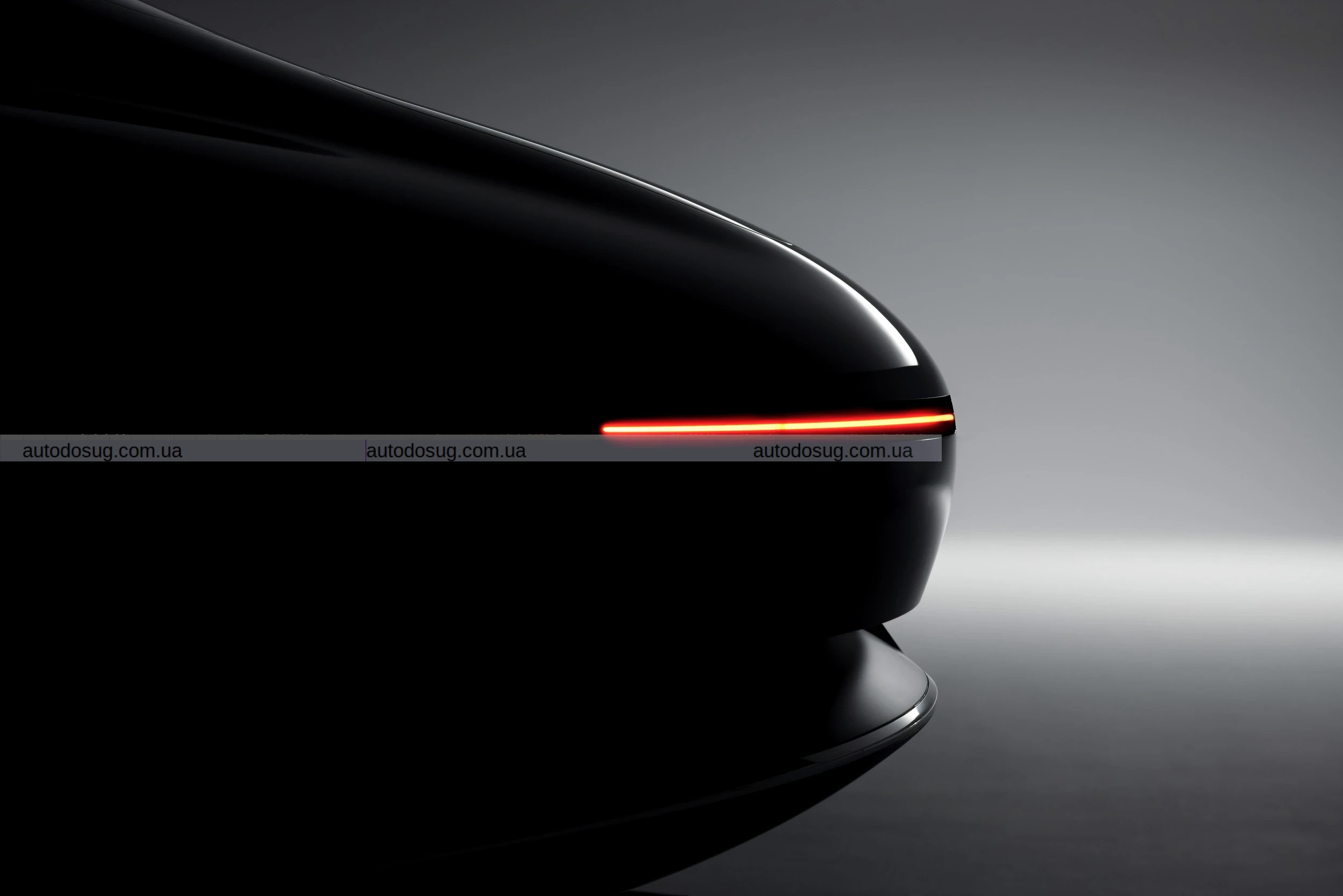 Mercedes Vision Iconic має ретро-дизайн та гігантську решітку