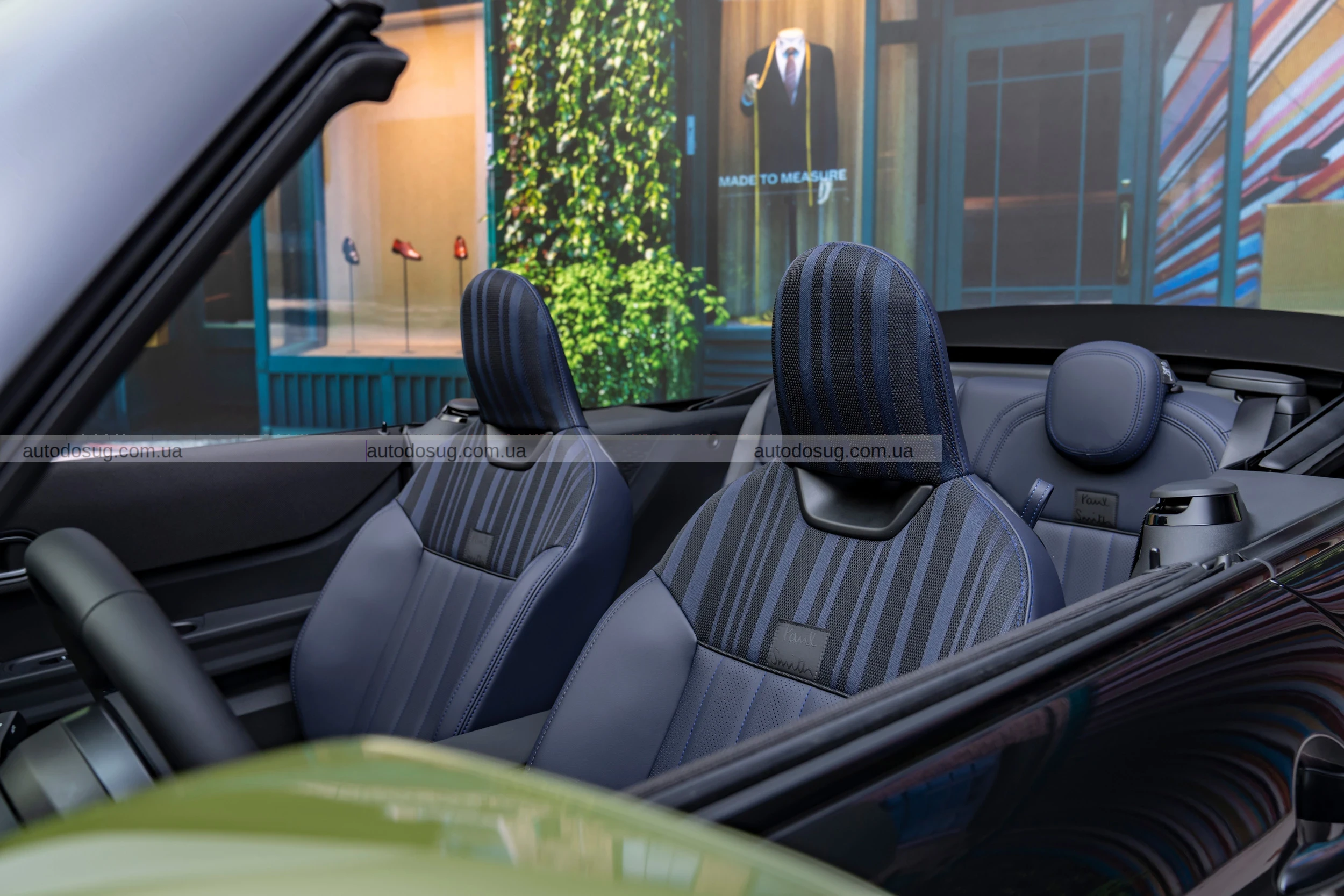 Mini представляє елегантне видання Paul Smith Edition з британським шармом