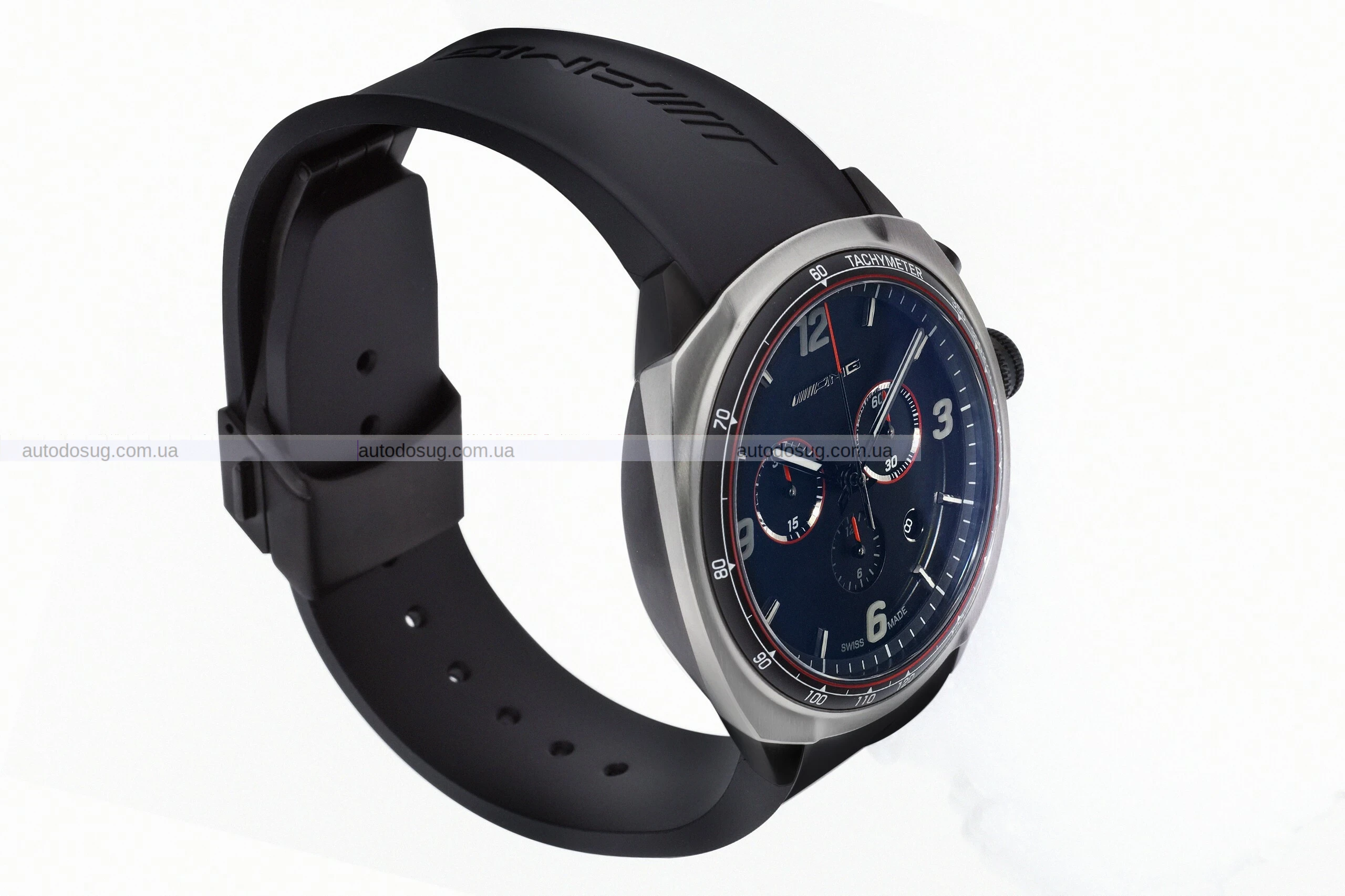 Найновіші моделі Mercedes-AMG сидять на вашому зап'ясті