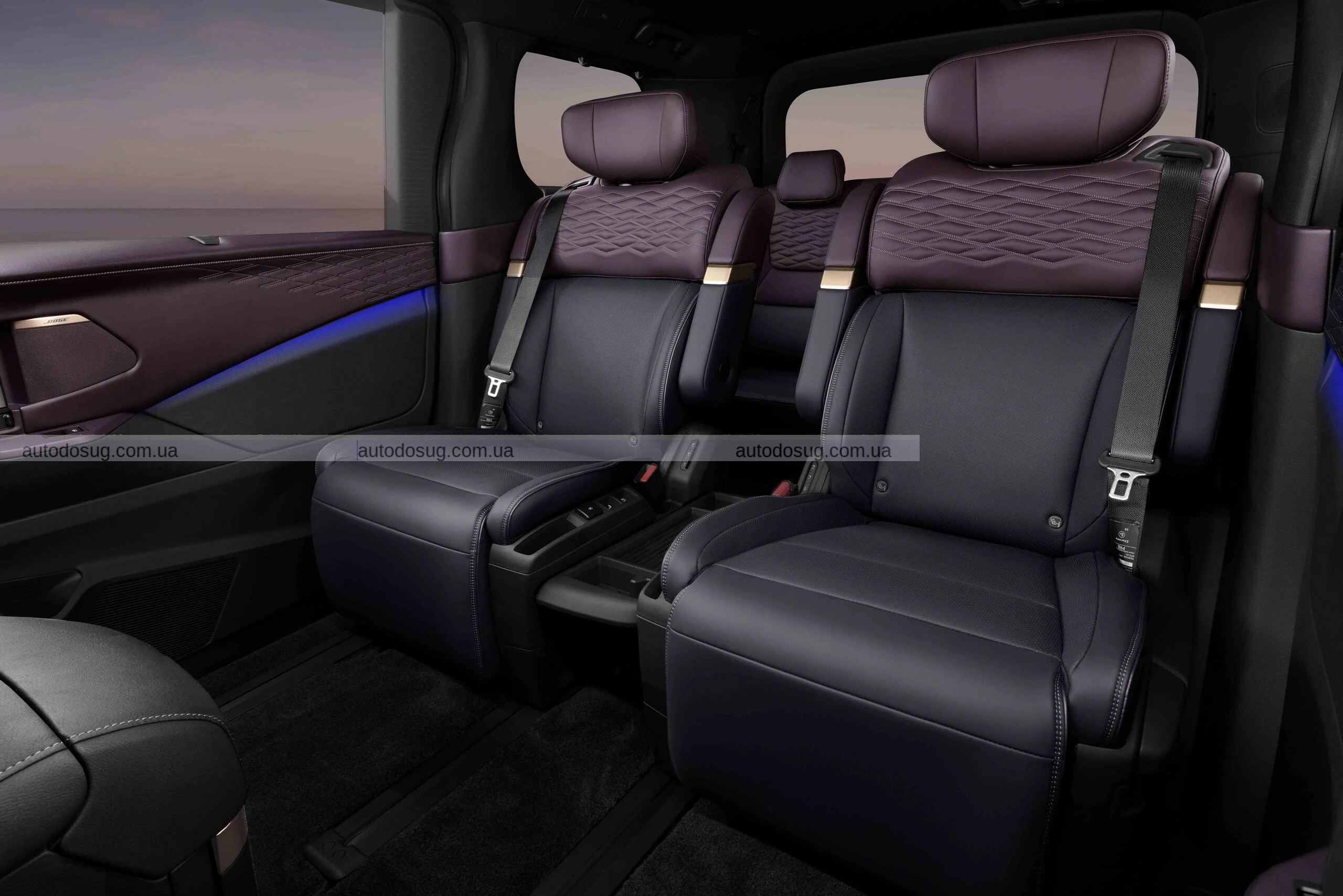 Nissan нарешті представляє новий Elgrand після довгих 15 років