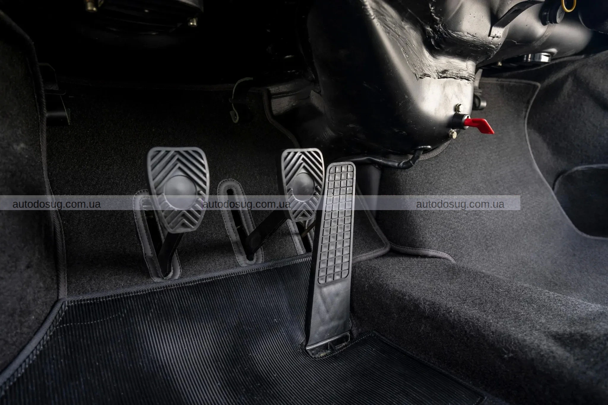 Ось що відбувається коли Джеррі Сайнфелд та RUF будують 911