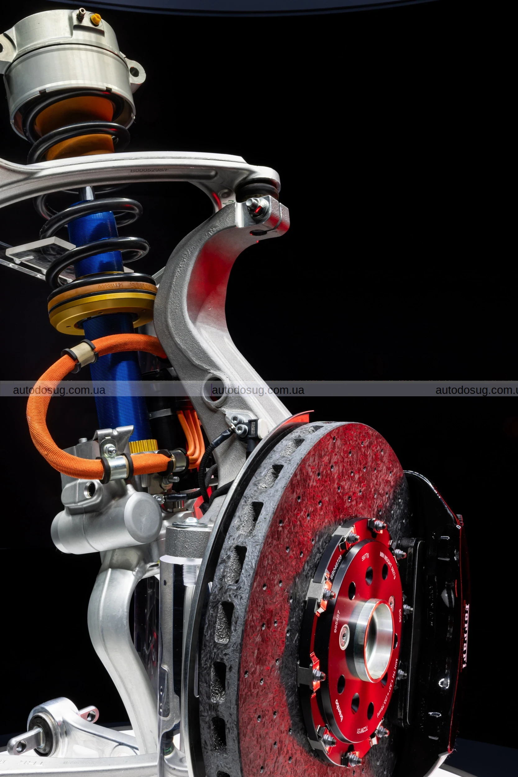 Перший електричний Ferrari Elettrica пропонує 1000 к.с., унікальний звук та революційну динаміку