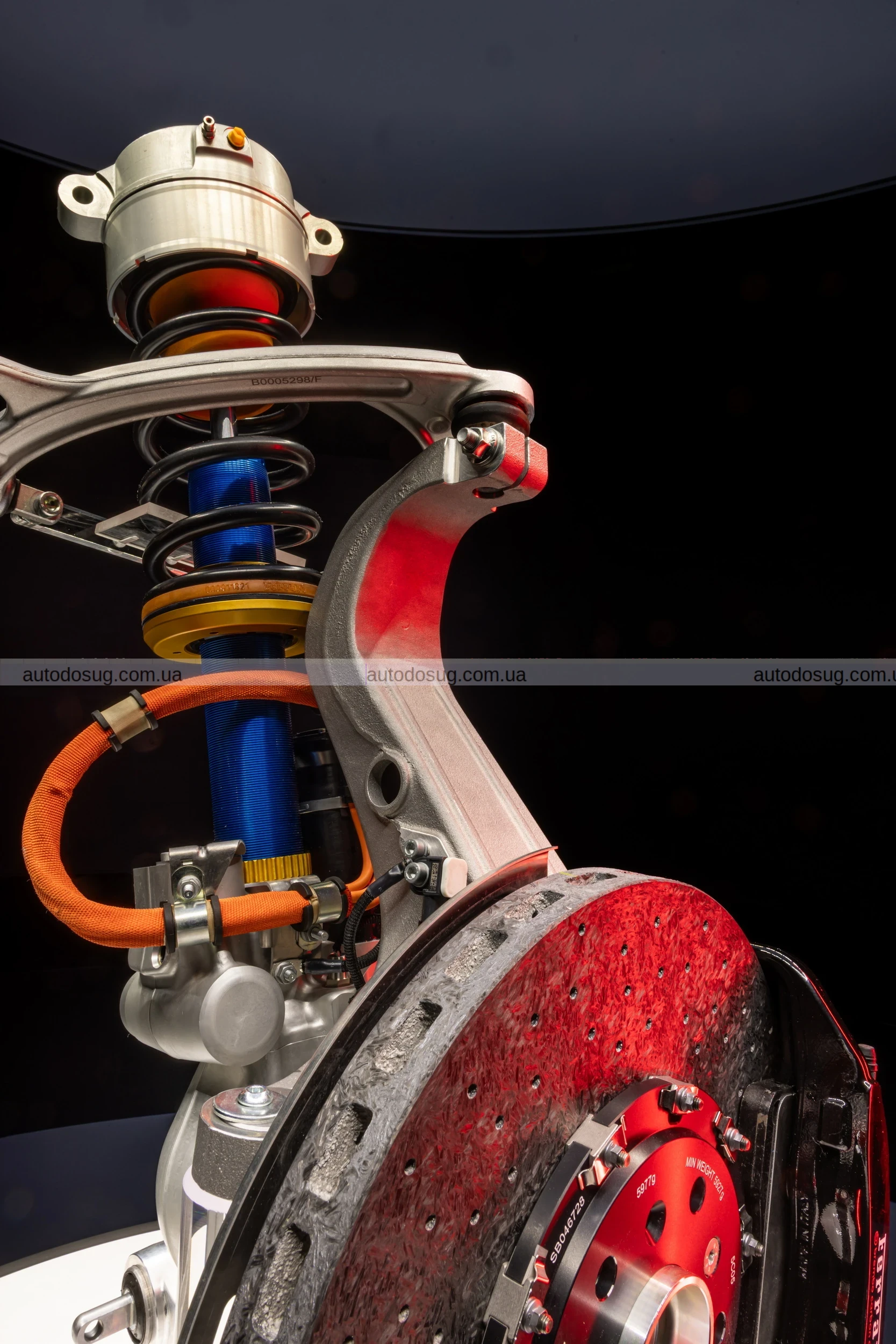 Перший електричний Ferrari Elettrica пропонує 1000 к.с., унікальний звук та революційну динаміку