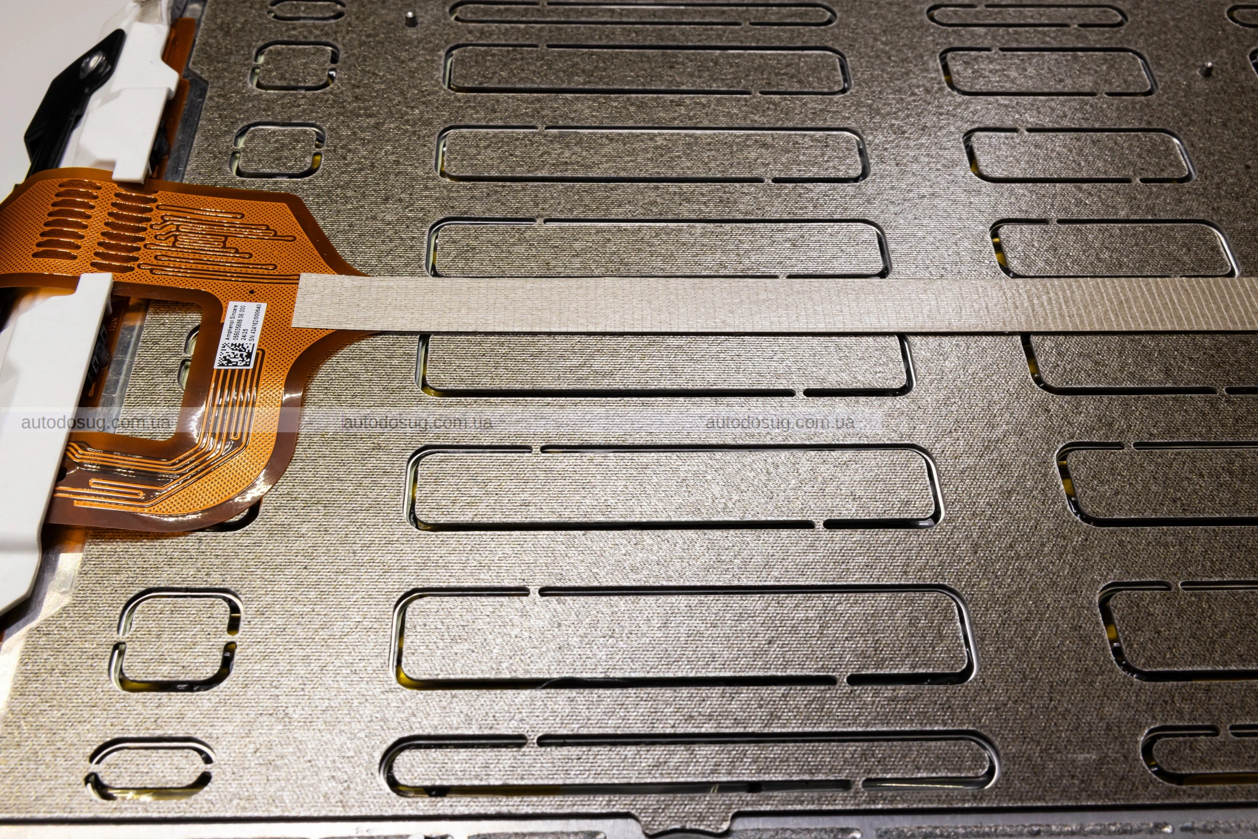 Перший електричний Ferrari Elettrica пропонує 1000 к.с., унікальний звук та революційну динаміку